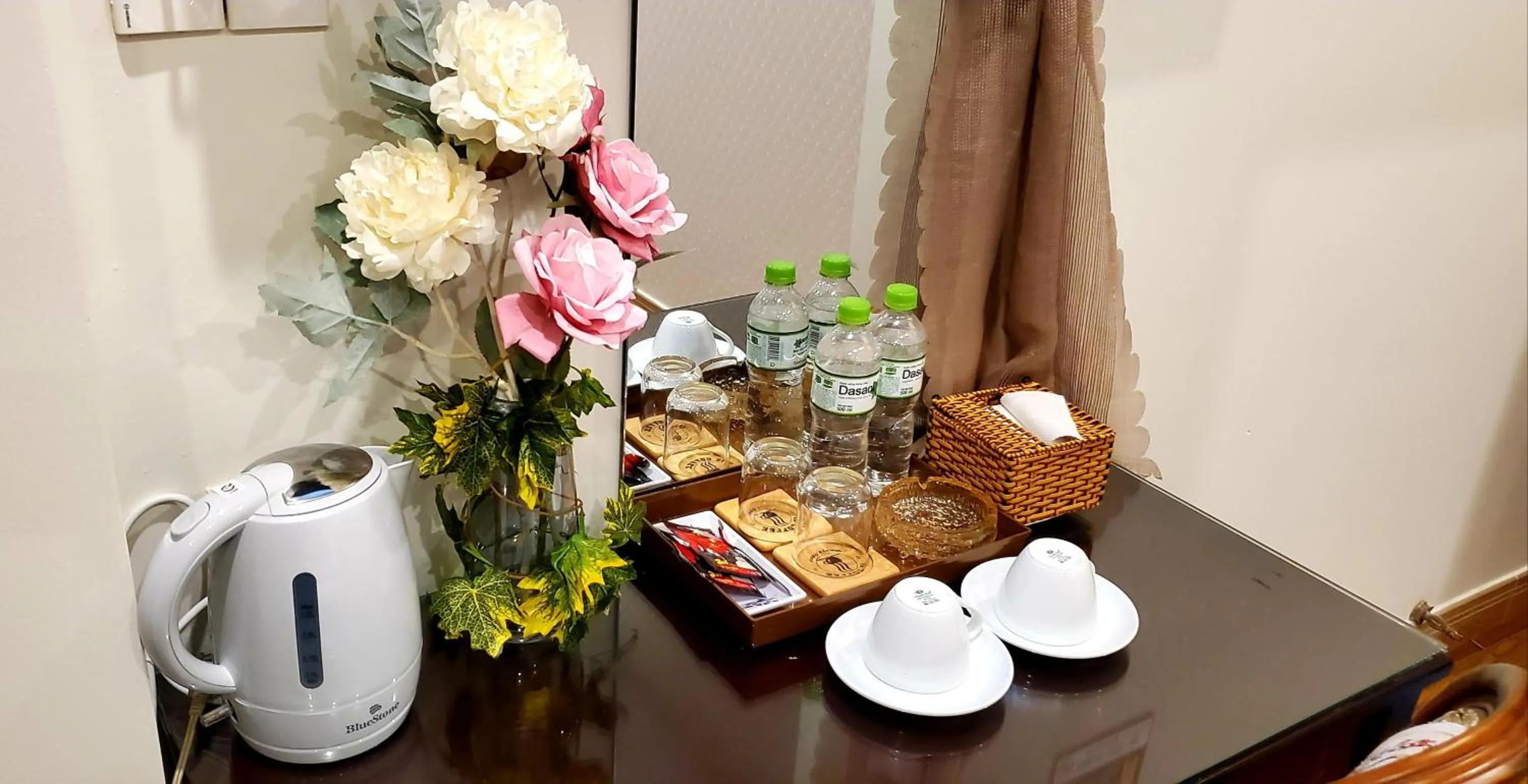 Coffee/tea facilities in Milan Diamond Hotel