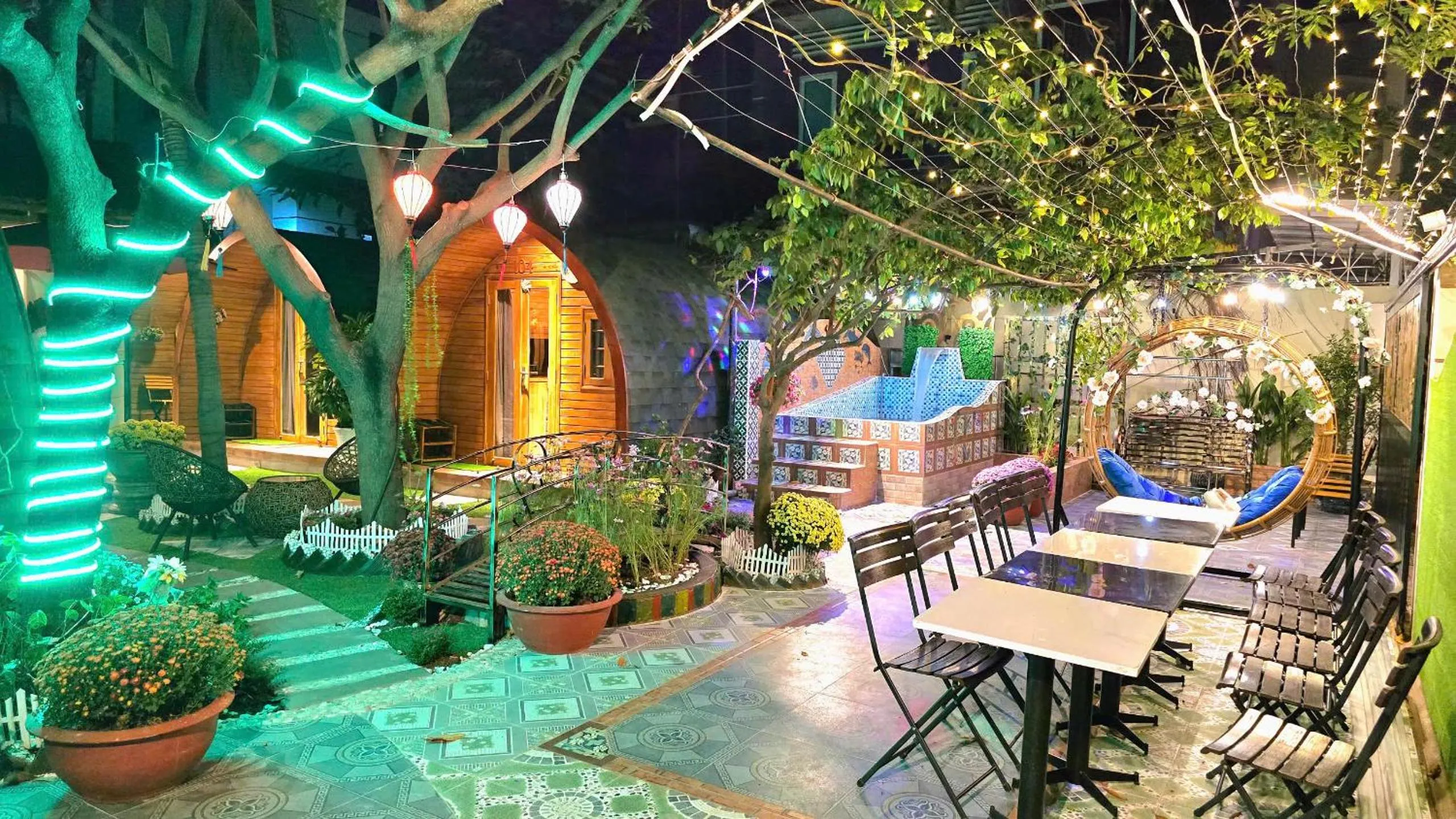 Night in Milan Corner Hotel