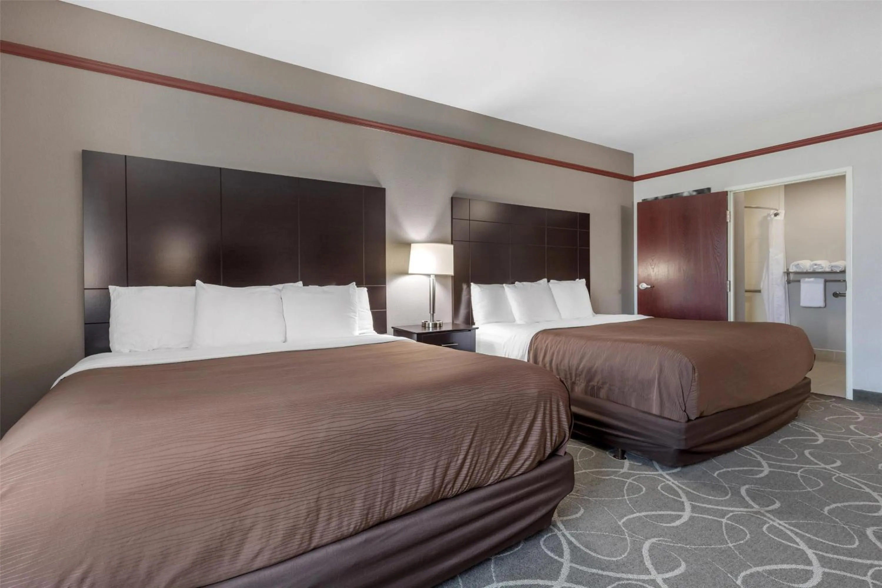 Bedroom, Bed in Best Western Limestone Inn and Suites