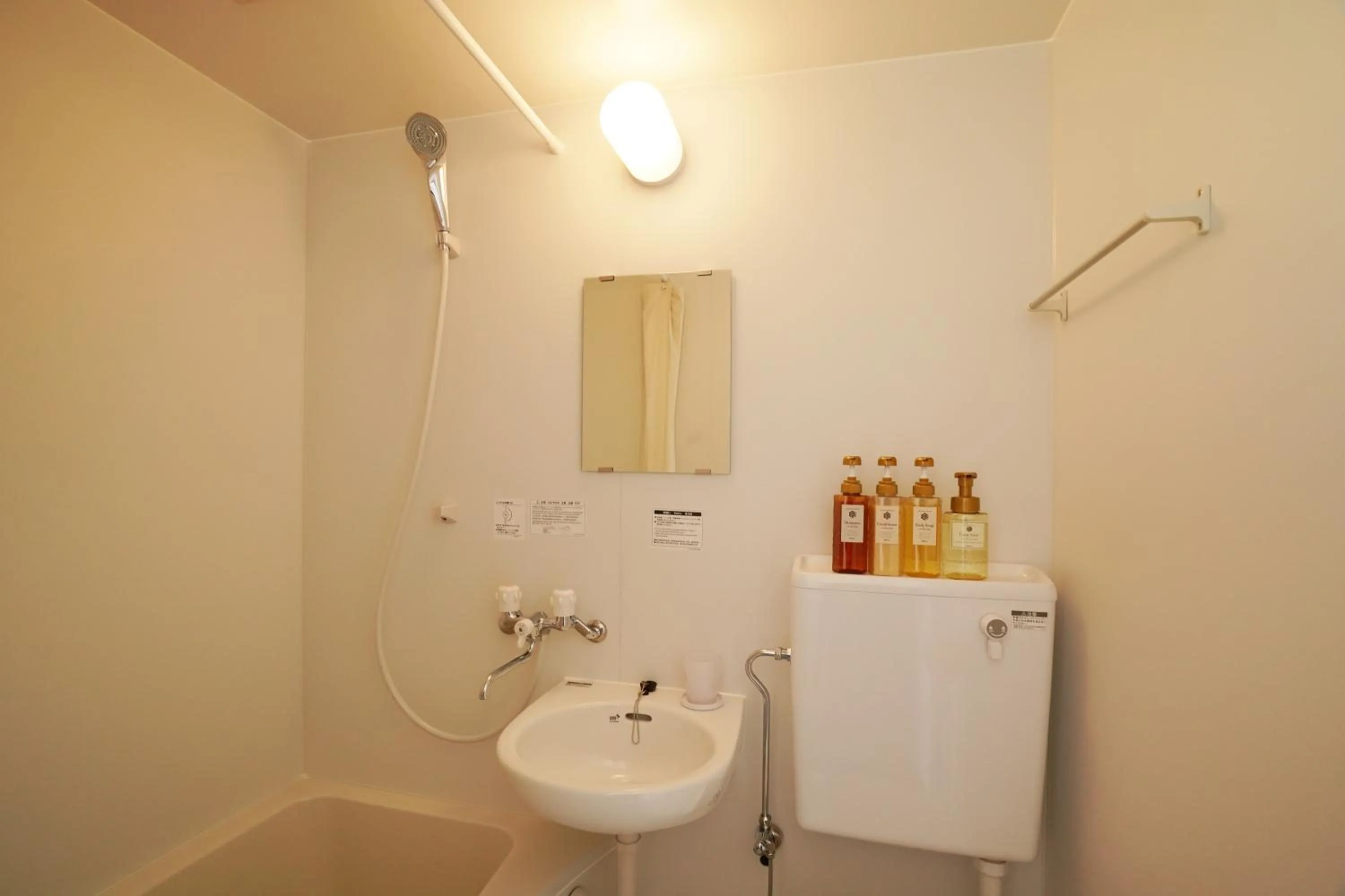 Shower in Hotel Cradle Cabin Tateyama