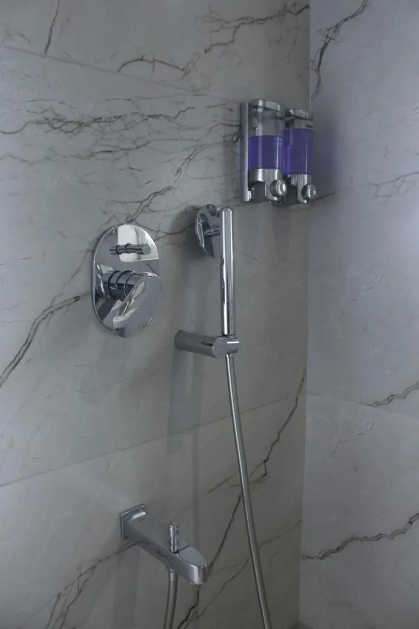 Bathroom in MUZA HOTELS FISCO