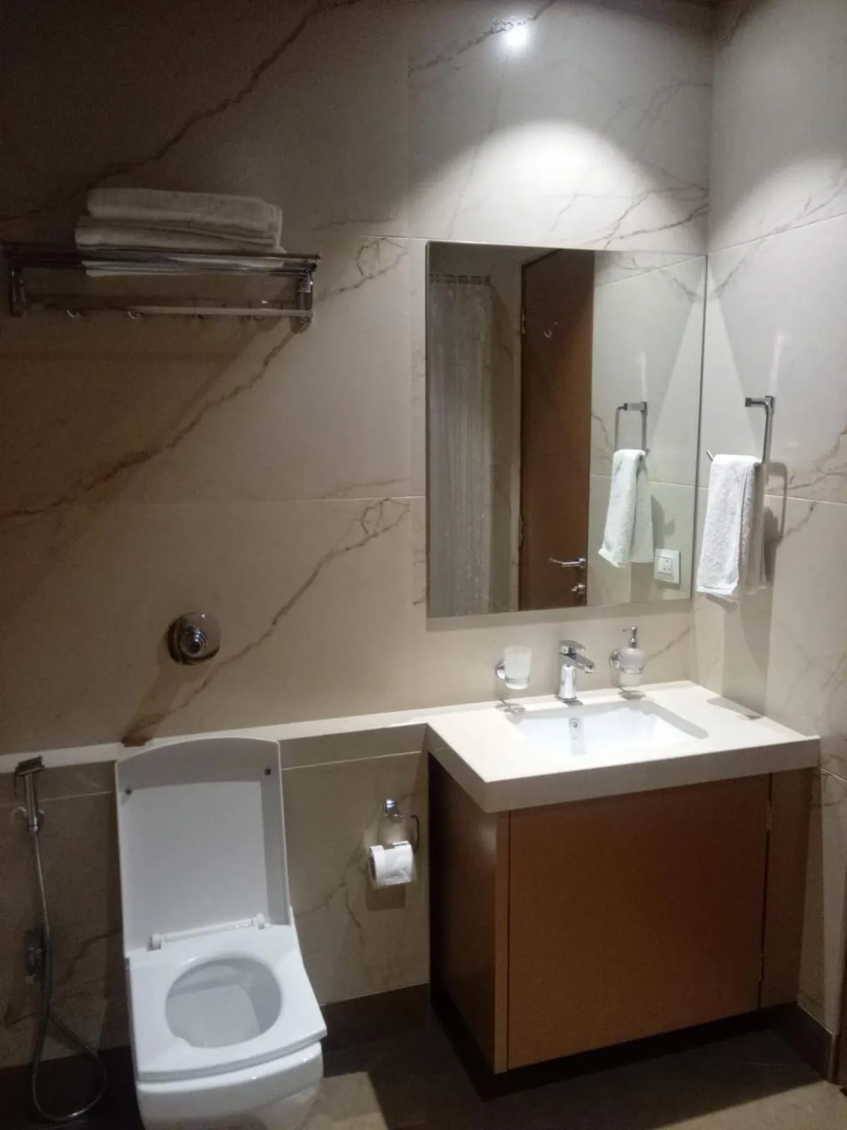 Shower, Bathroom in MUZA HOTELS FISCO
