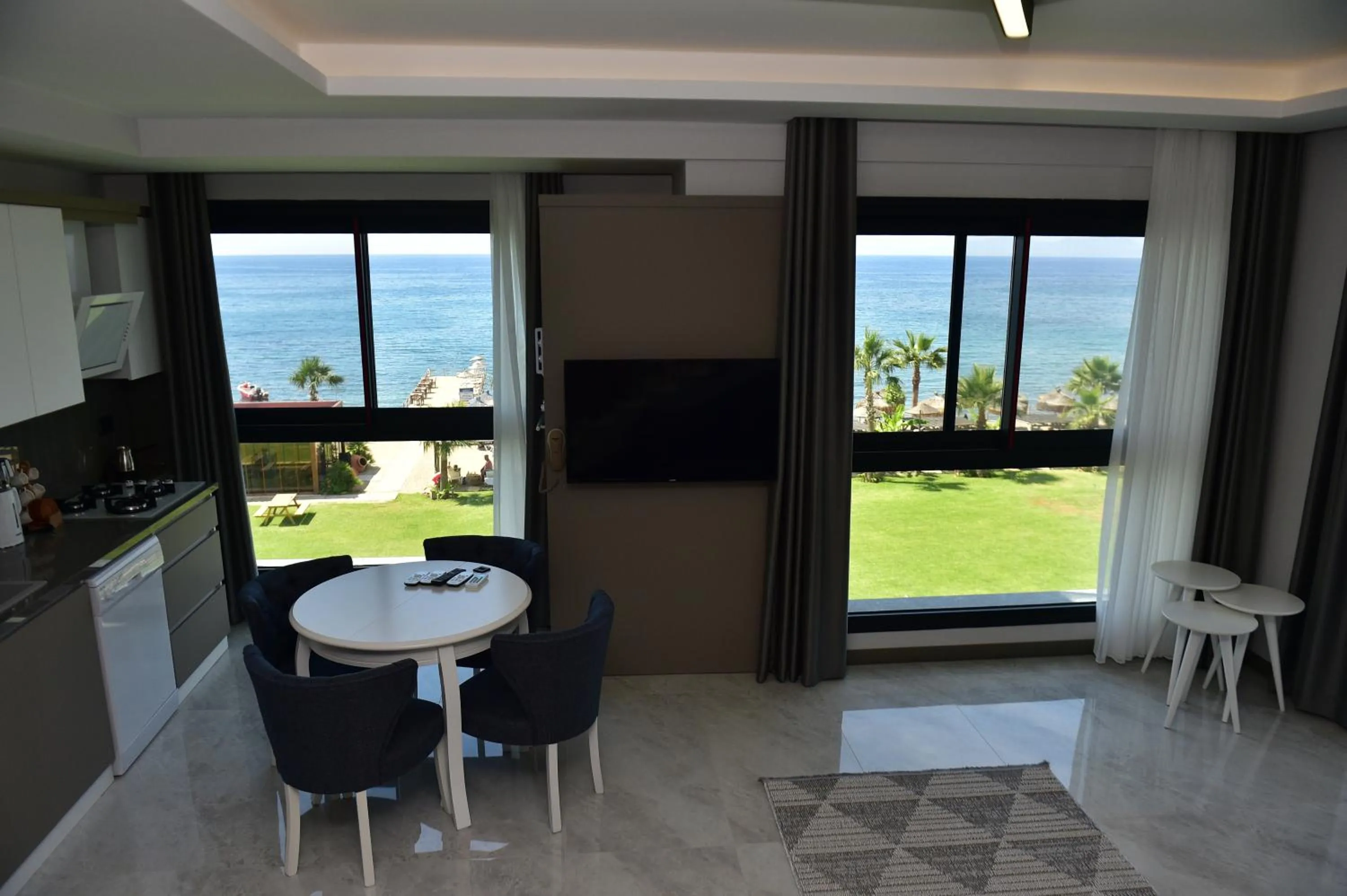 Dining area in Artan Suites Tatil Evleri