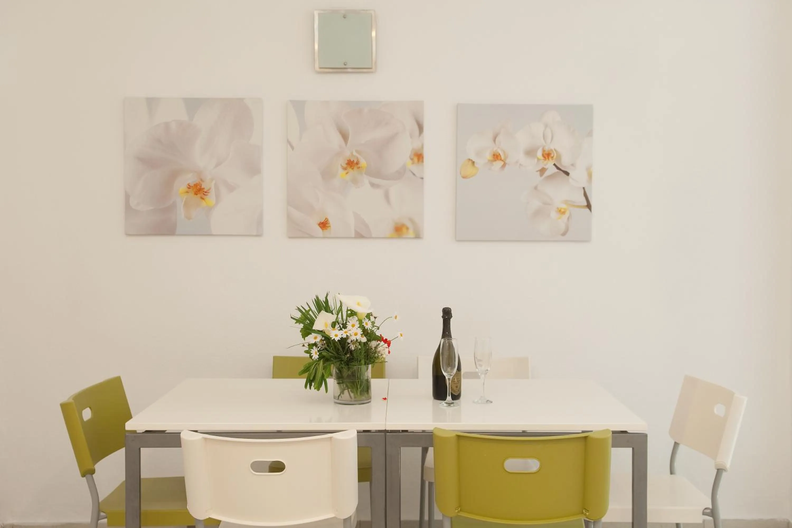 Lobby or reception in Karboni Hotel