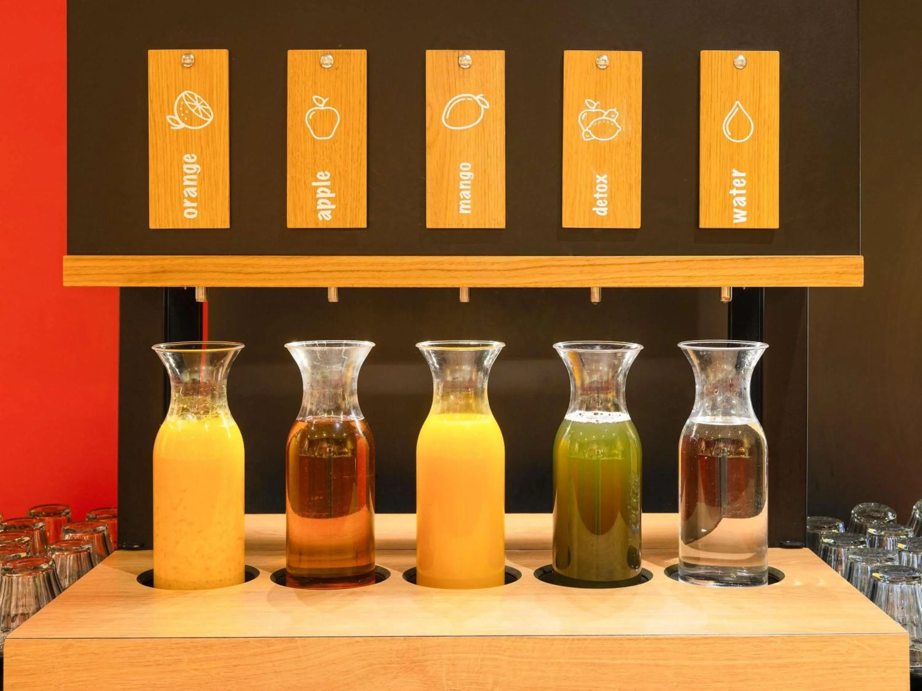 Breakfast in ibis Rotterdam City Centre