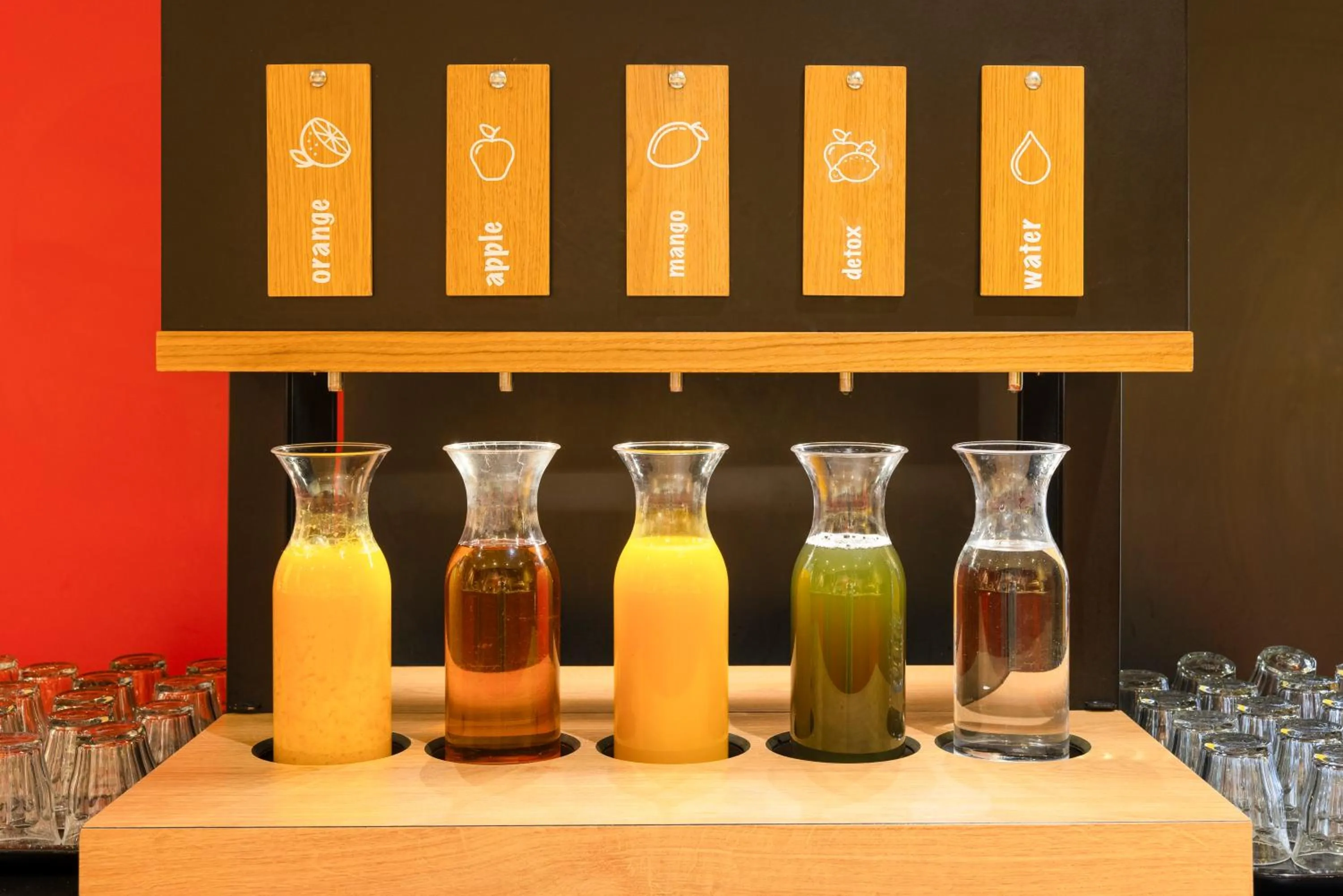 Breakfast in ibis Rotterdam City Centre