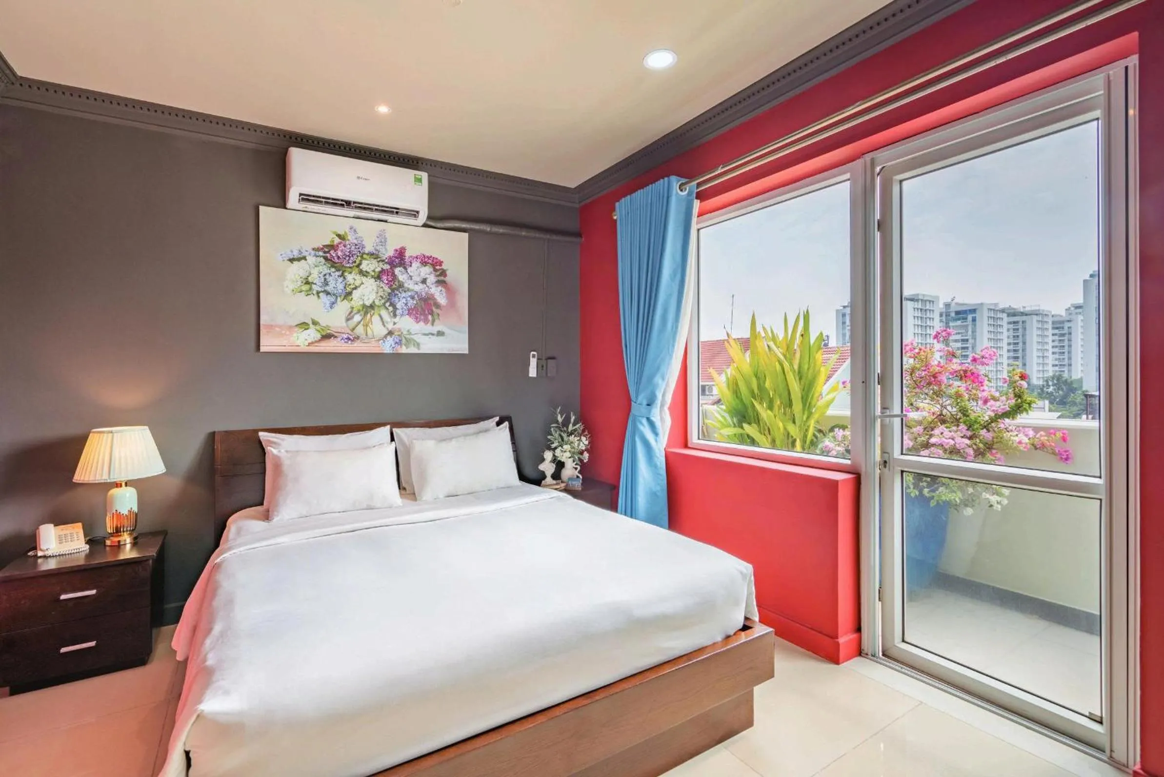 Property building, Bed in La Serena Hotel & Apartment