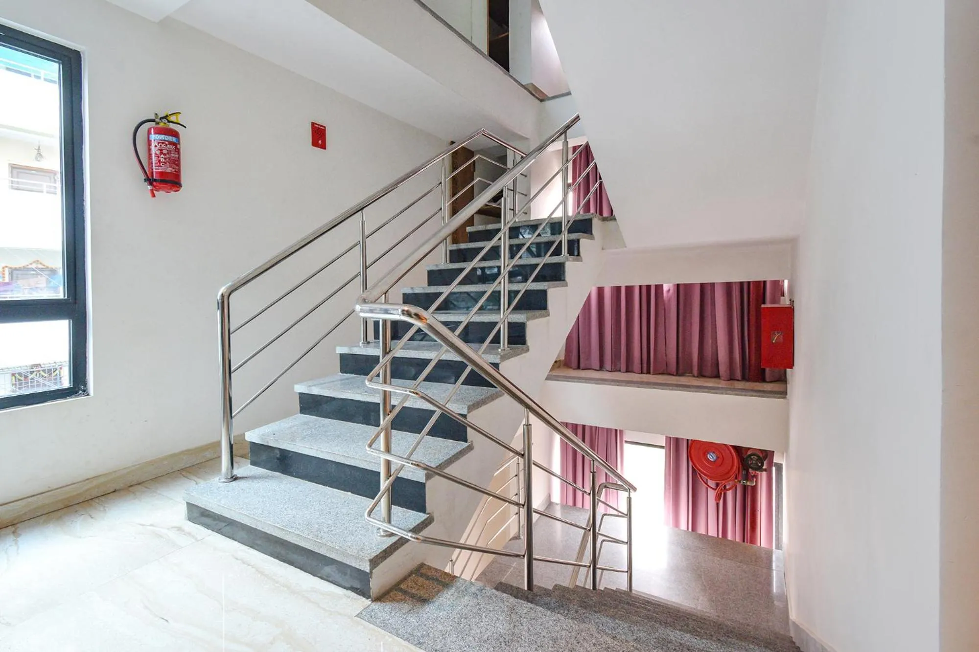 Lobby or reception in FabHotel Prime Prowell Apex