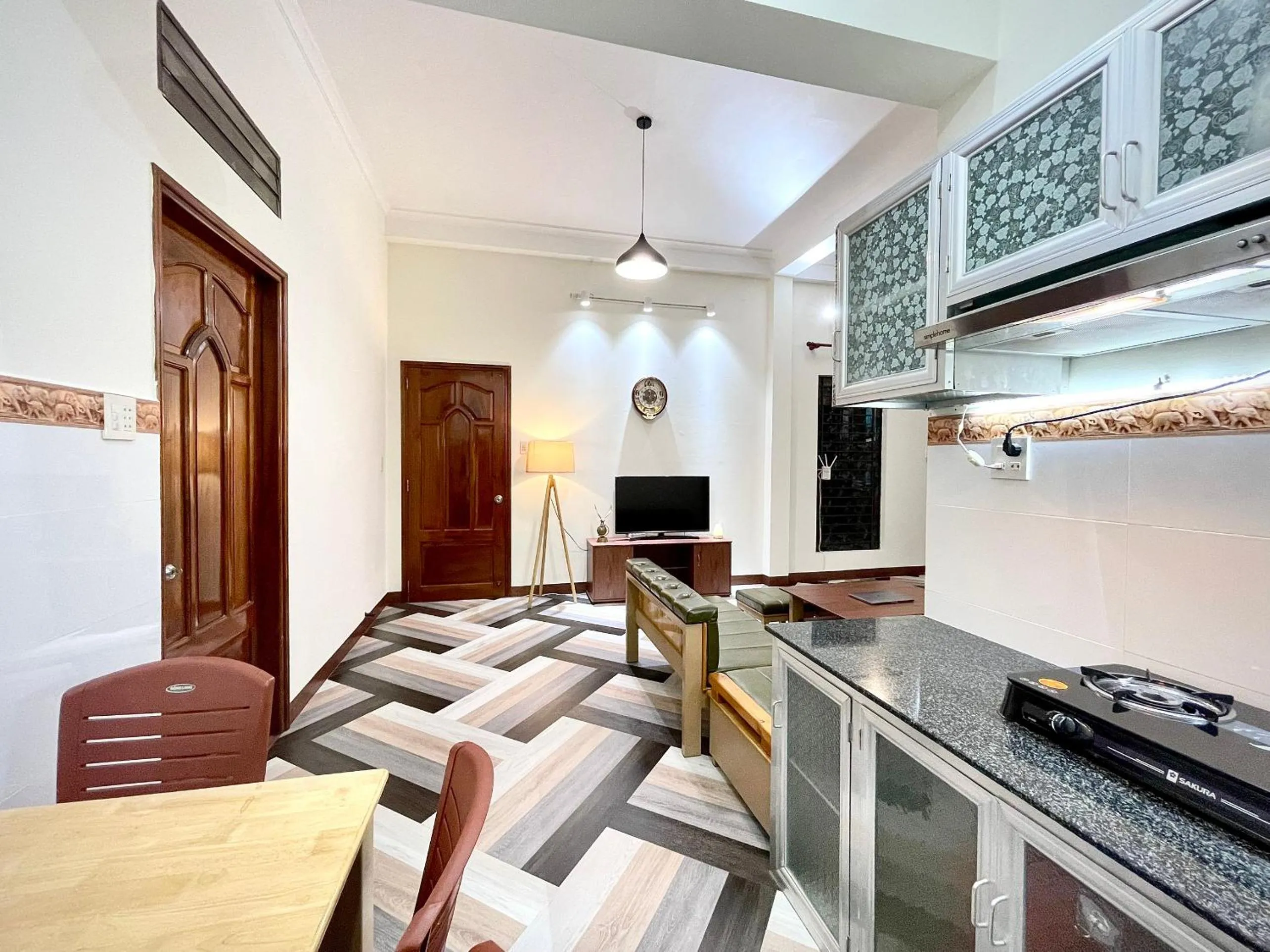 Kitchen or kitchenette in BÊ TÔNG RESIDENCES HOMESTAY