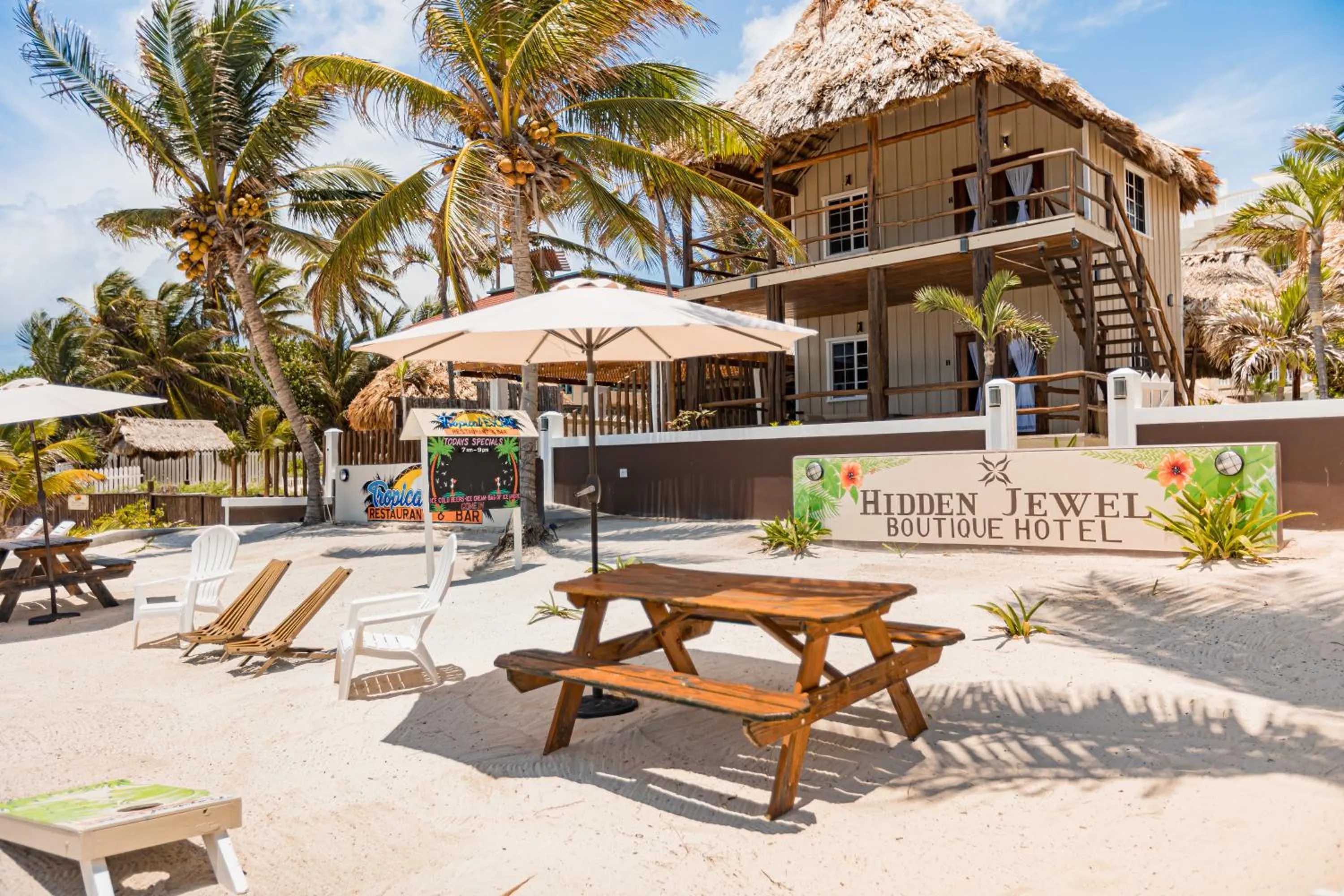 Property building in Hidden Jewel Boutique Hotel