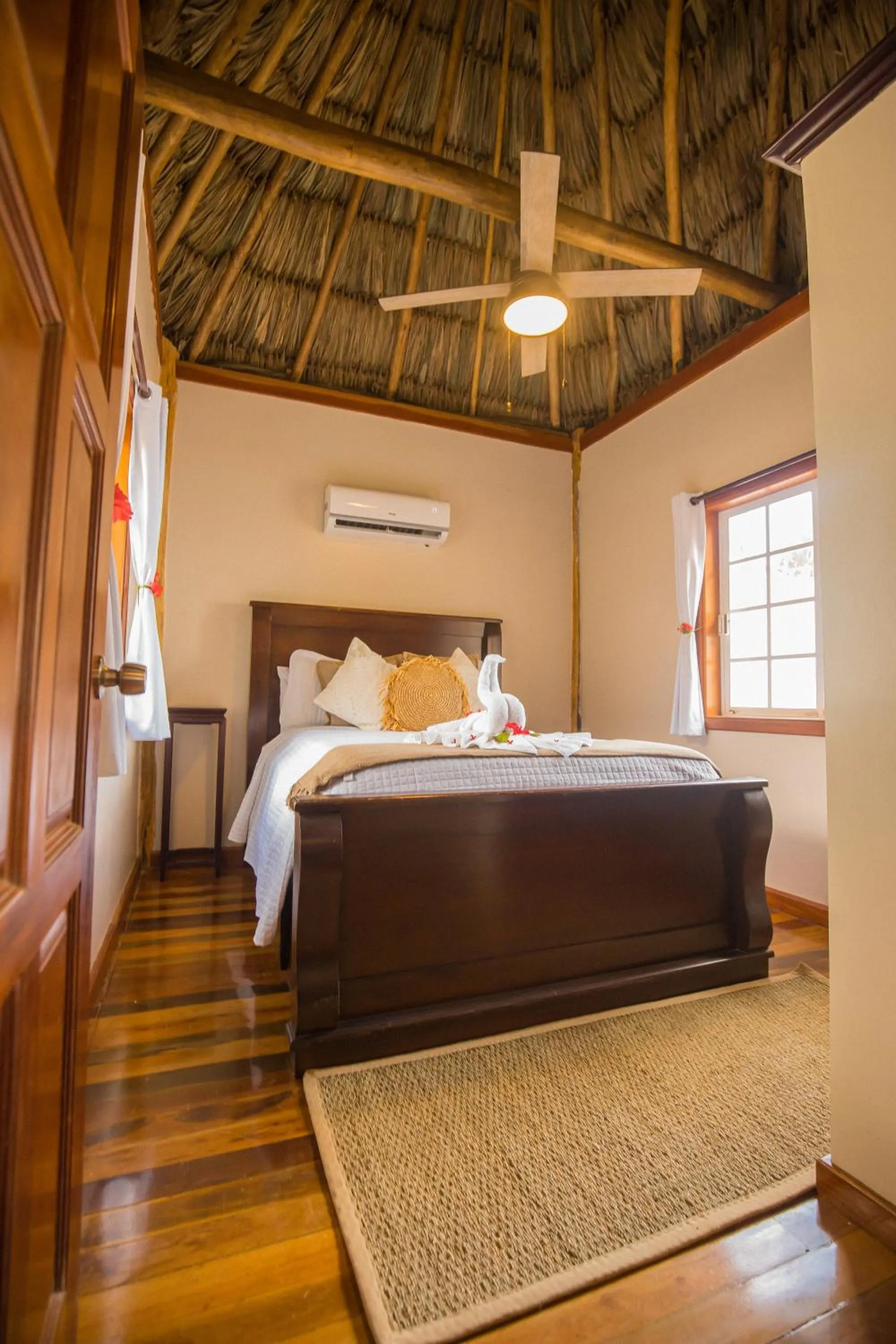 Bed in Hidden Jewel Boutique Hotel