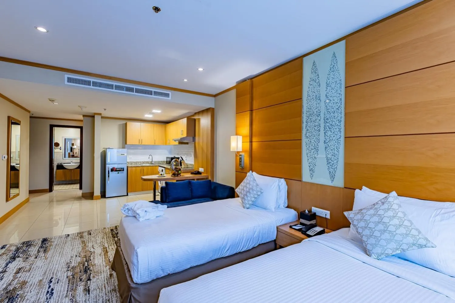 Bed in Carlton Downtown Hotel