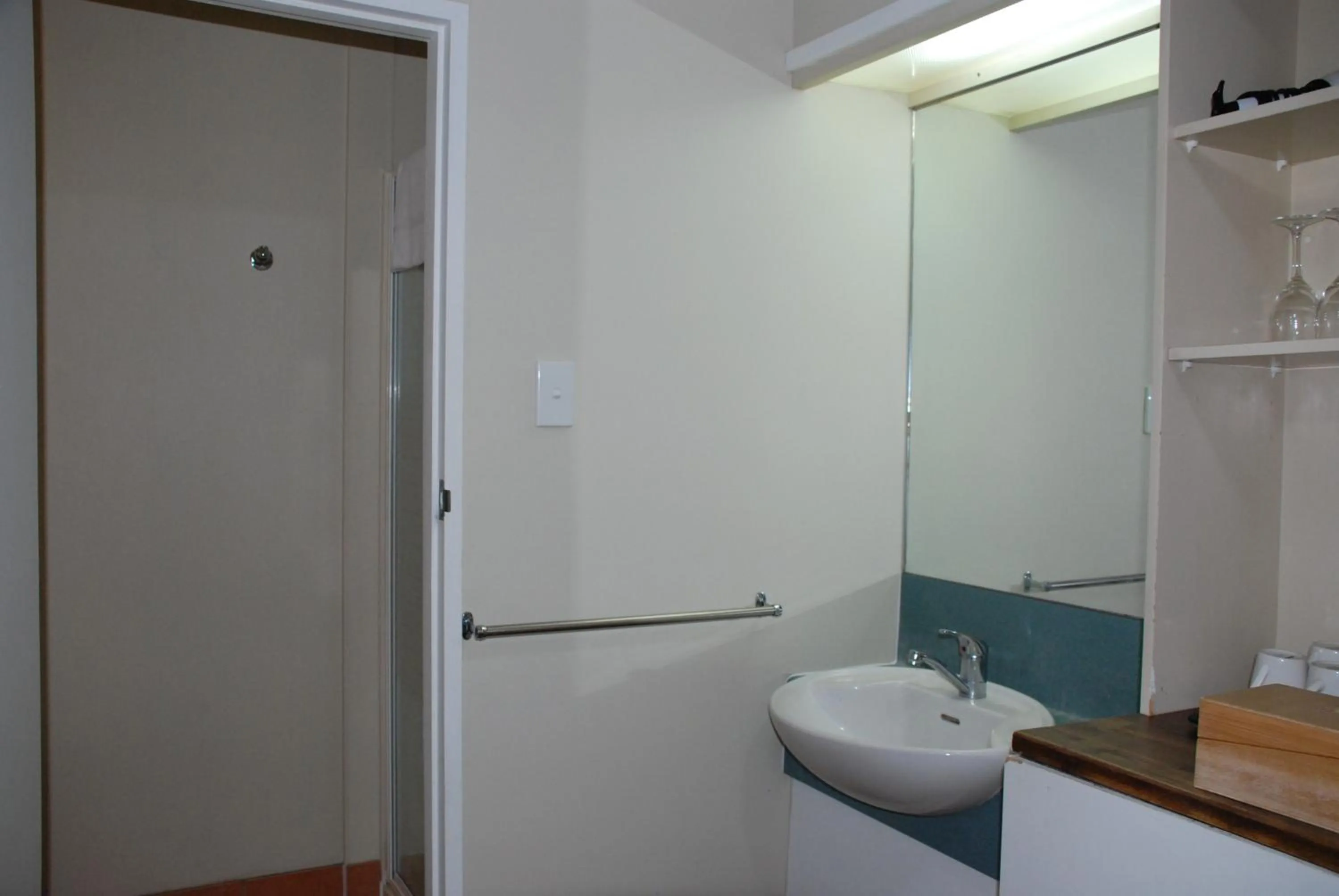 Bathroom in Aero Auckland Airport