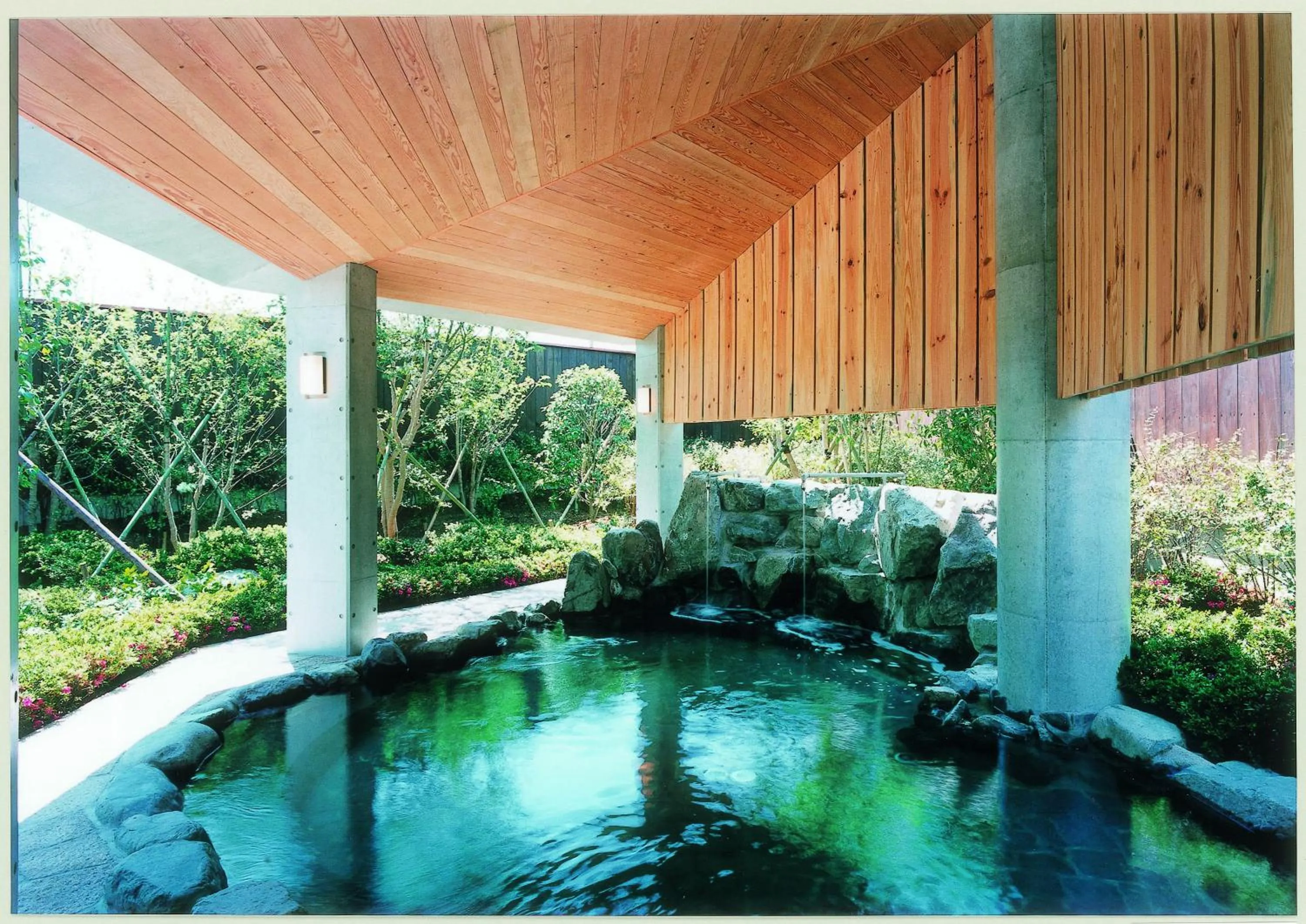 Hot Spring Bath, Swimming Pool in OU Hotel