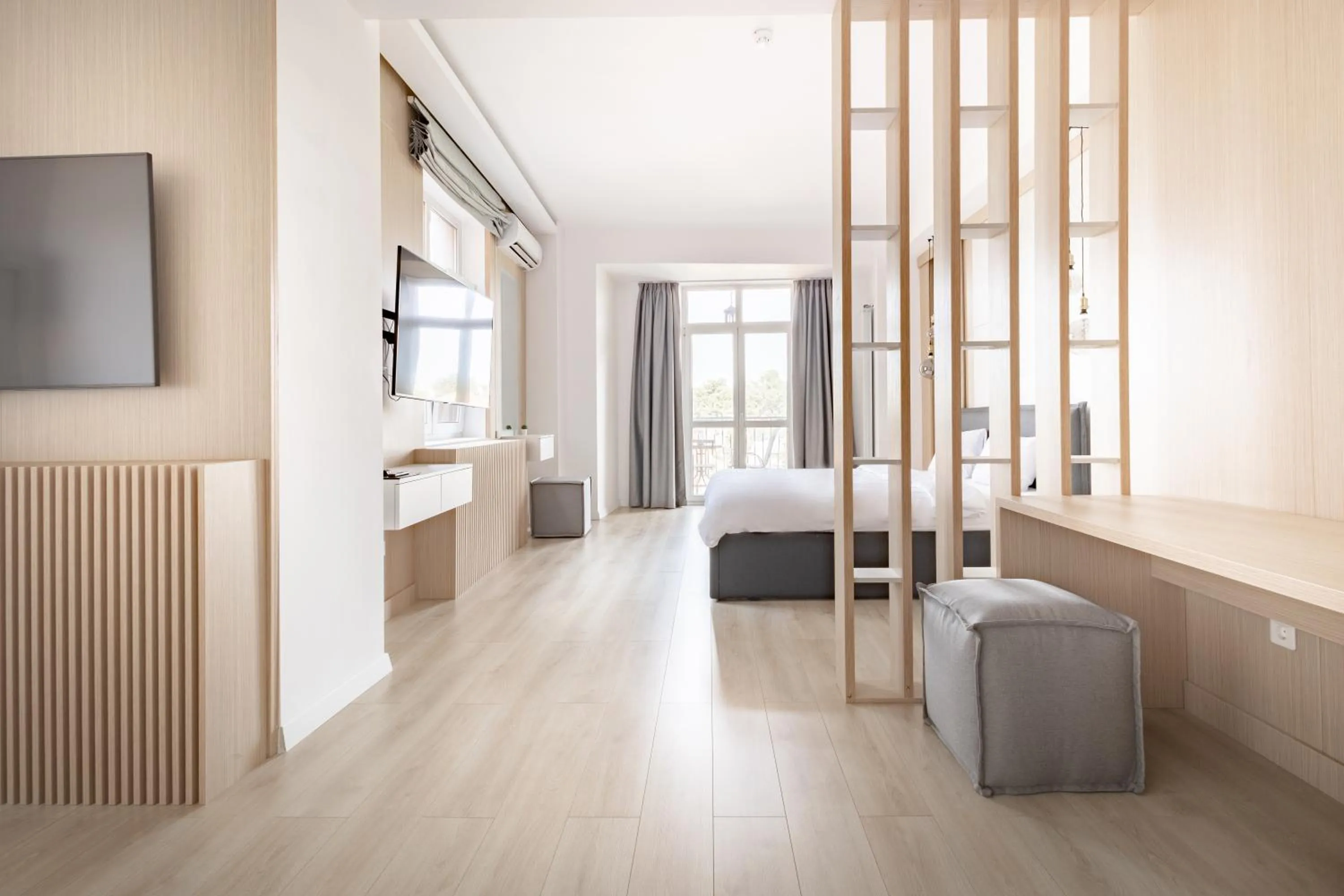 Bed in Piccolo Mondo by CityBookings