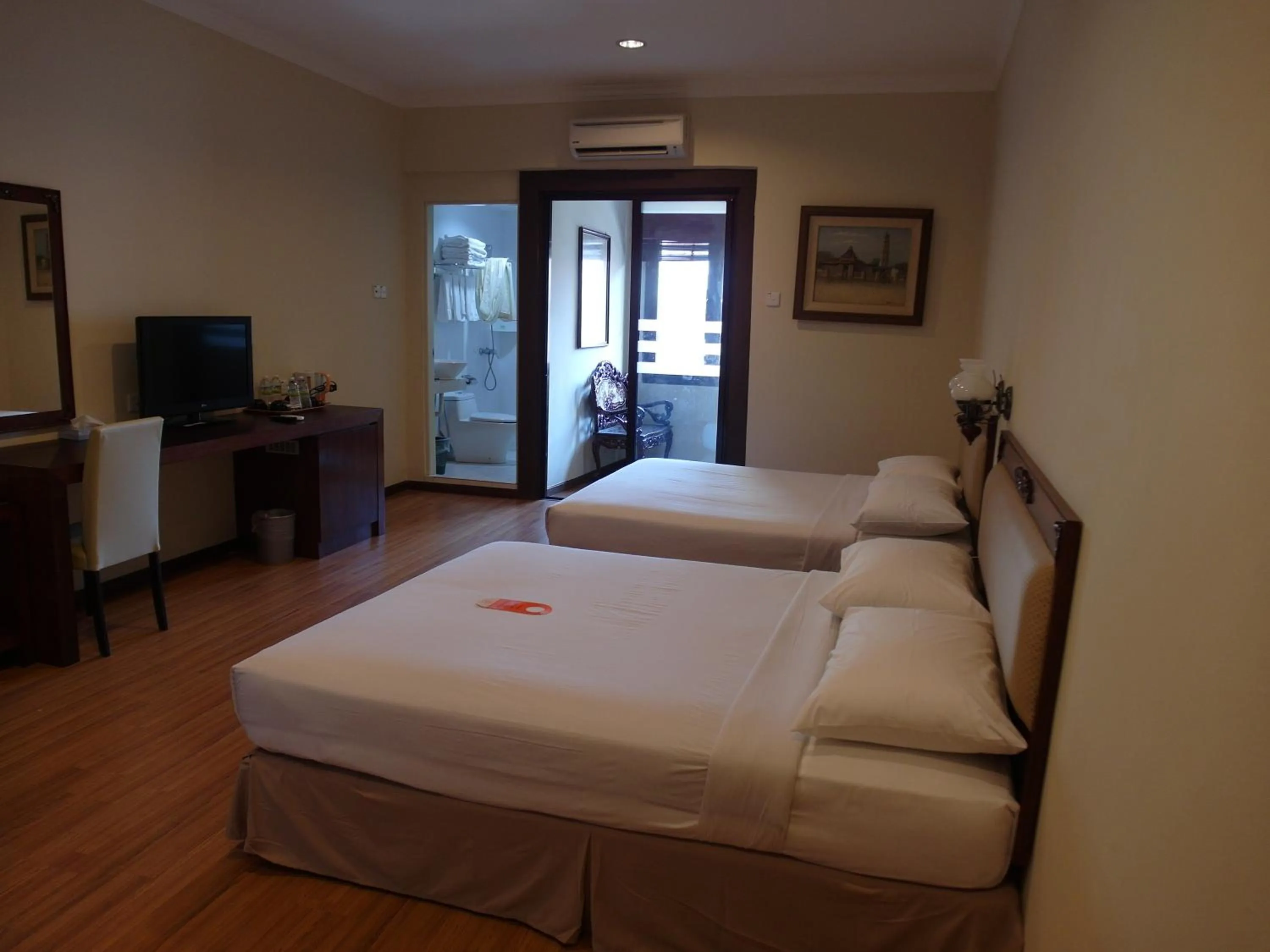 Bedroom, Bed in Cheng Ho Hotel