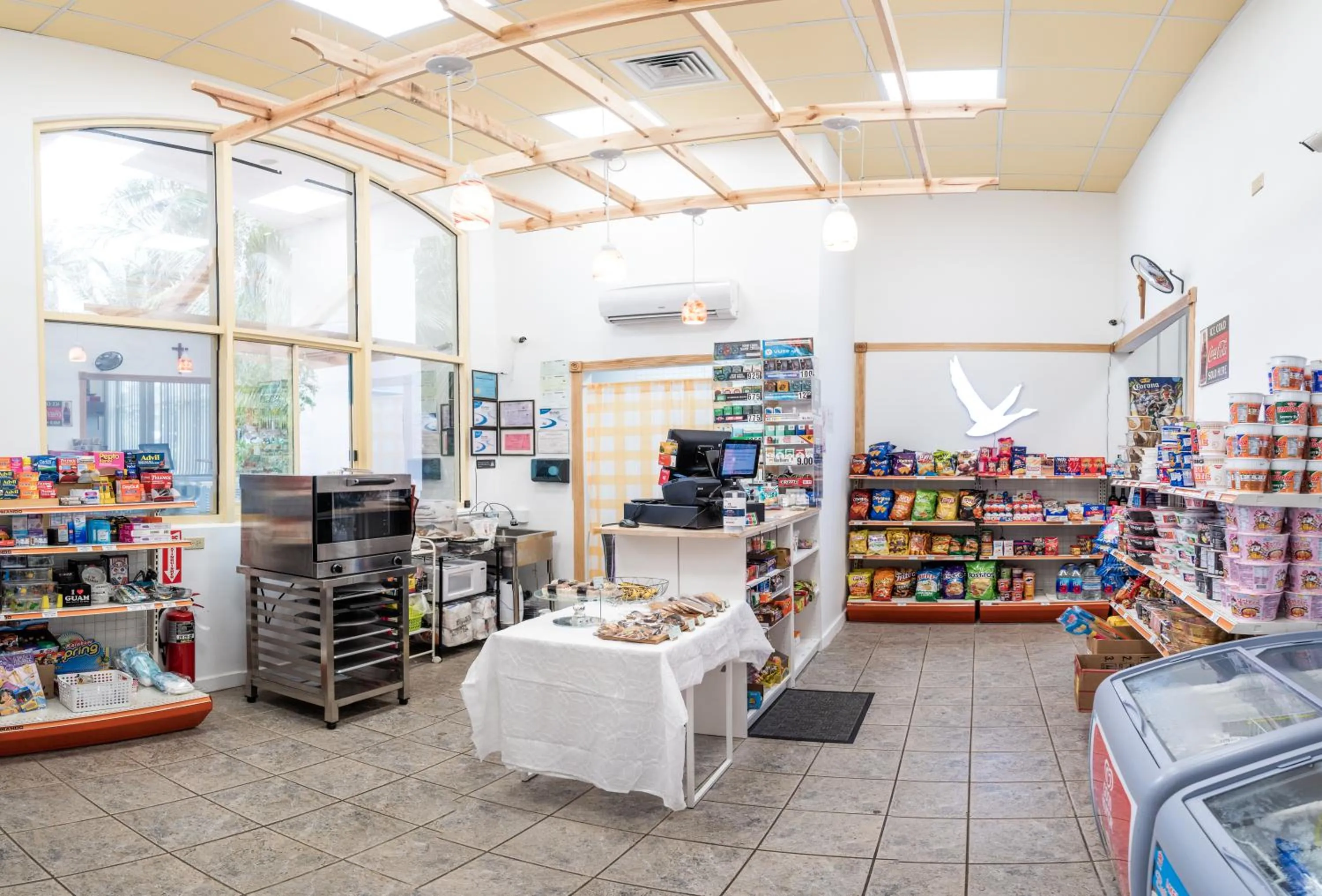 Restaurant/places to eat in Garden Villa Hotel