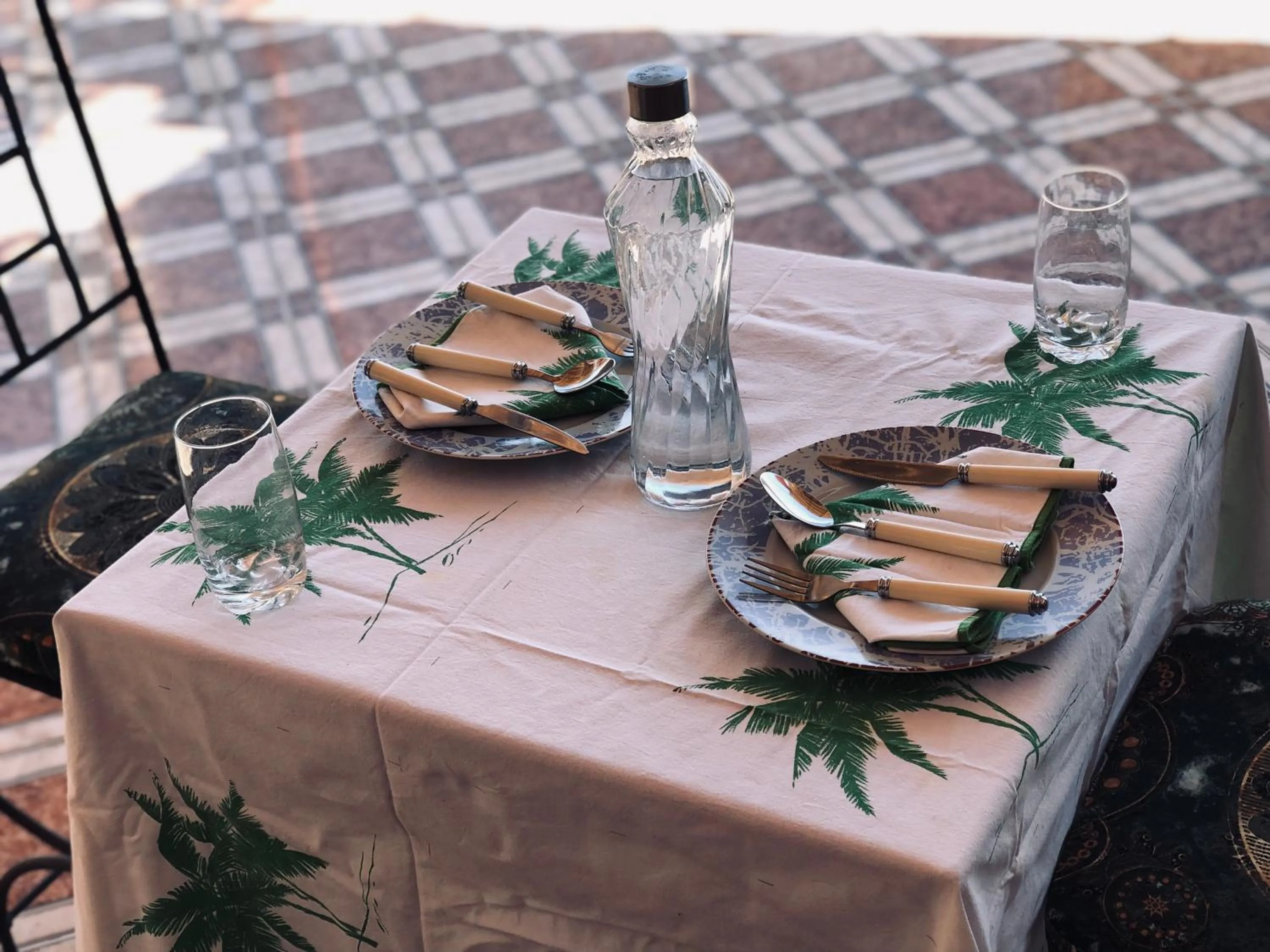 Food and drinks in APPART AIGLE HOTEL