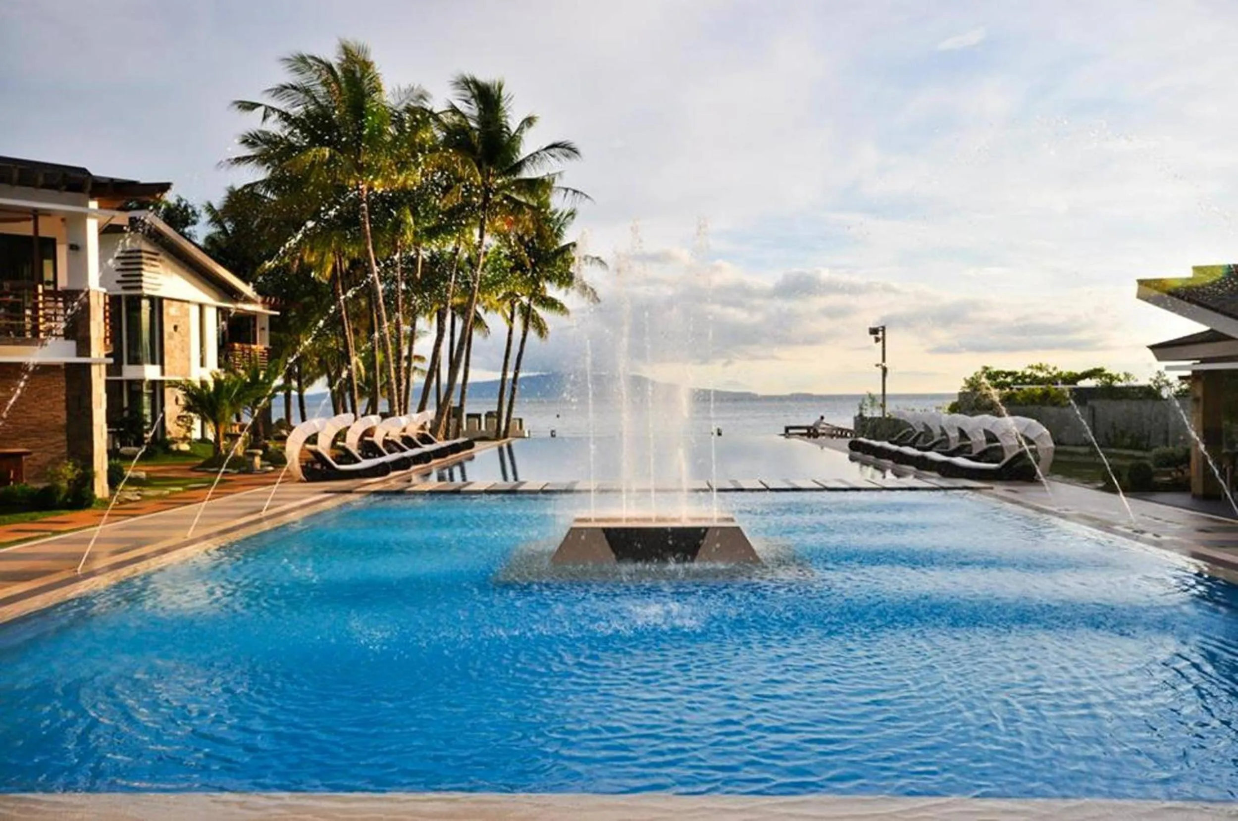 Swimming pool in Infinity Resort