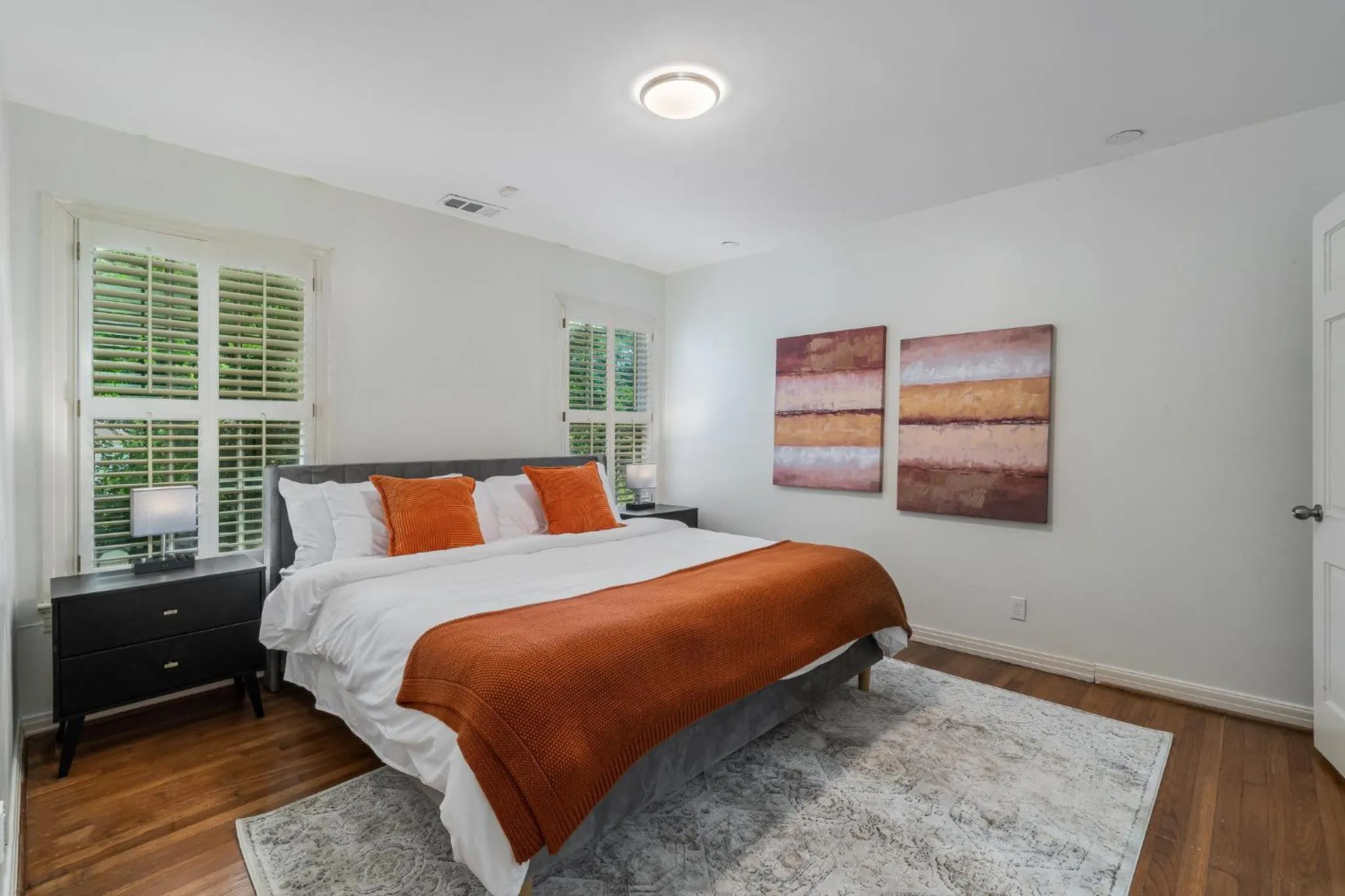 Bed in Sunset House - Luxury Pool and Hot Tub Retreat