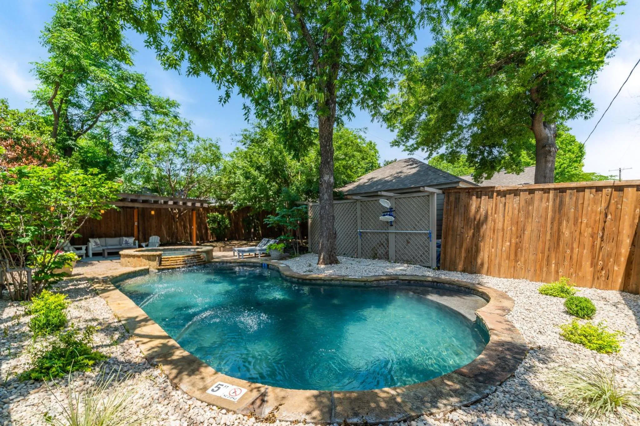 Sunset House - Luxury Pool and Hot Tub Retreat