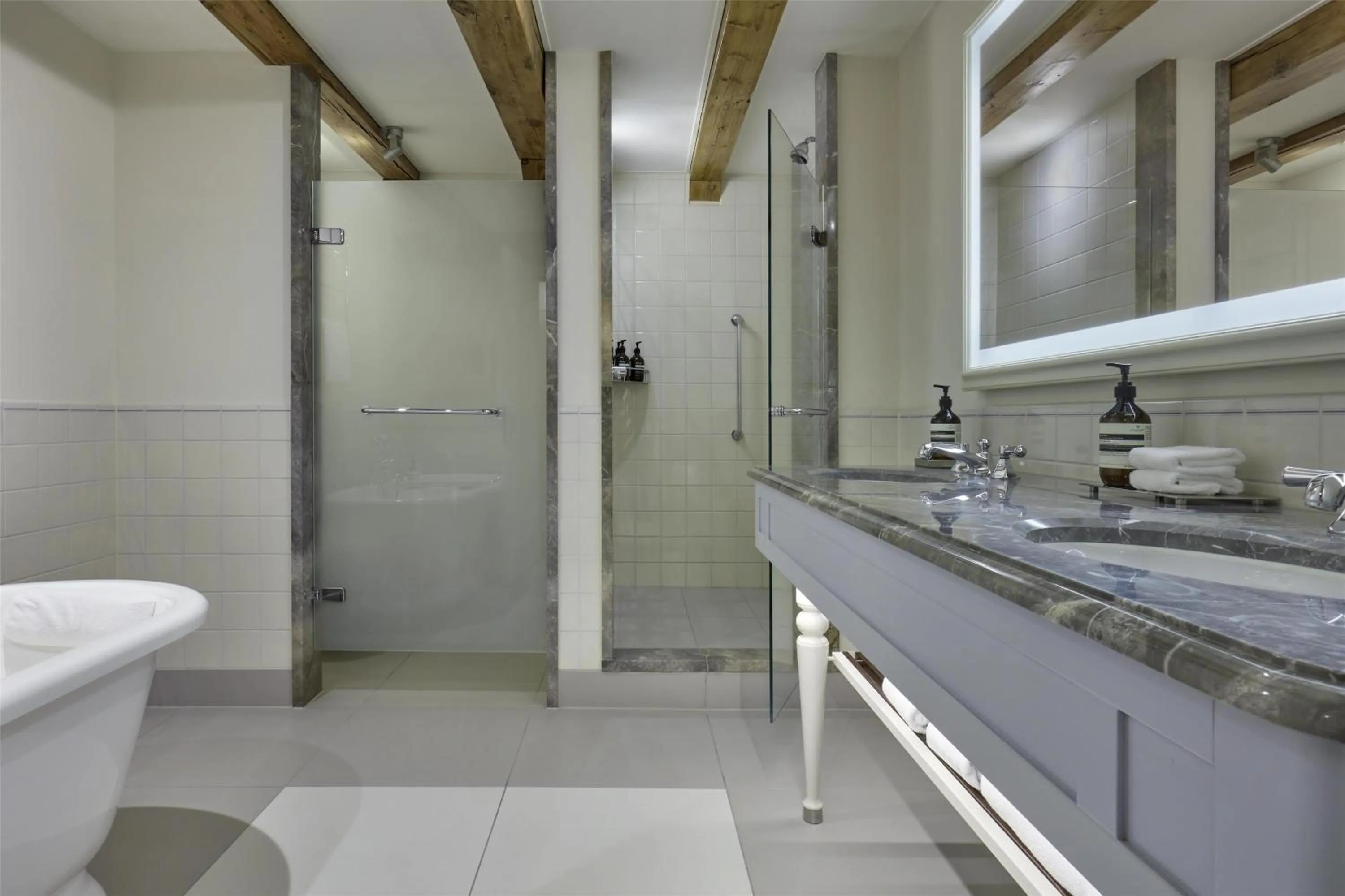 Bathroom in Waldorf Astoria Amsterdam