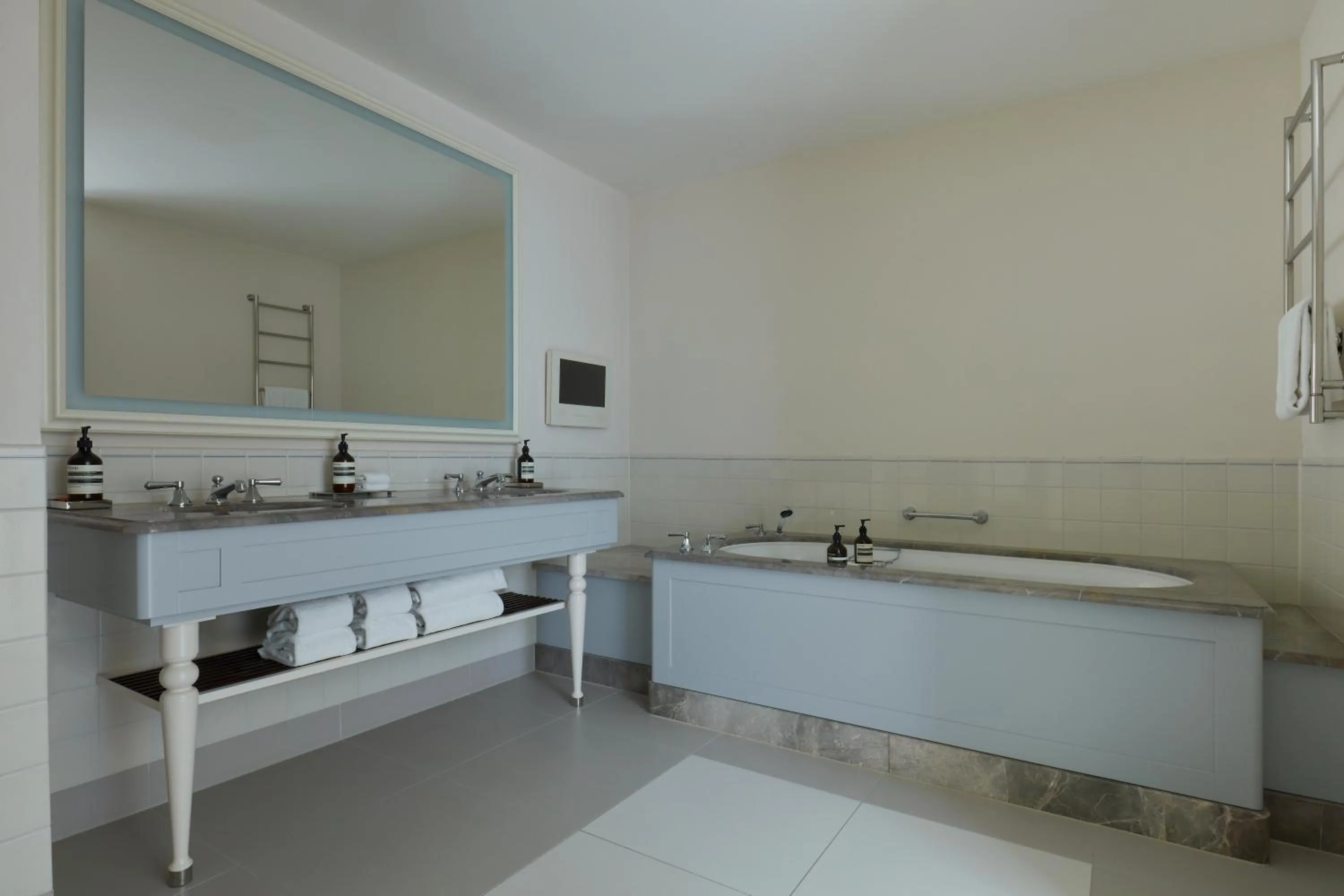 Bathroom in Waldorf Astoria Amsterdam