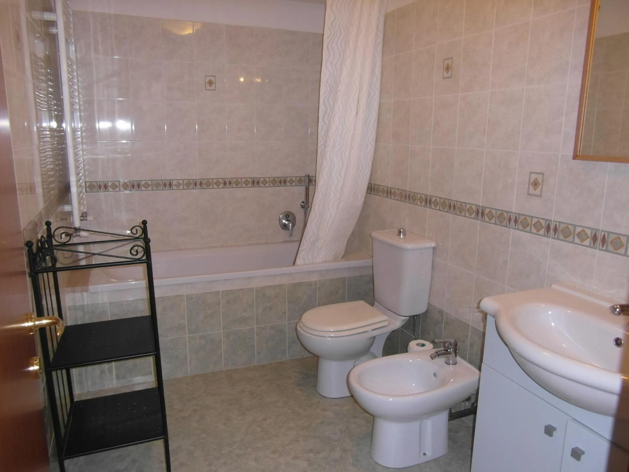 Toilet in Ali