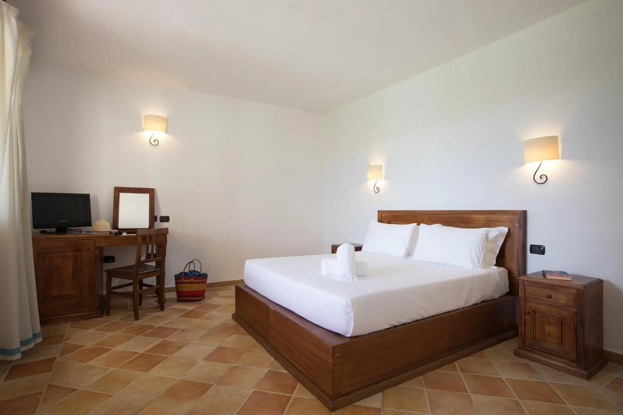 Bedroom, Bed in Cala Luas Resort