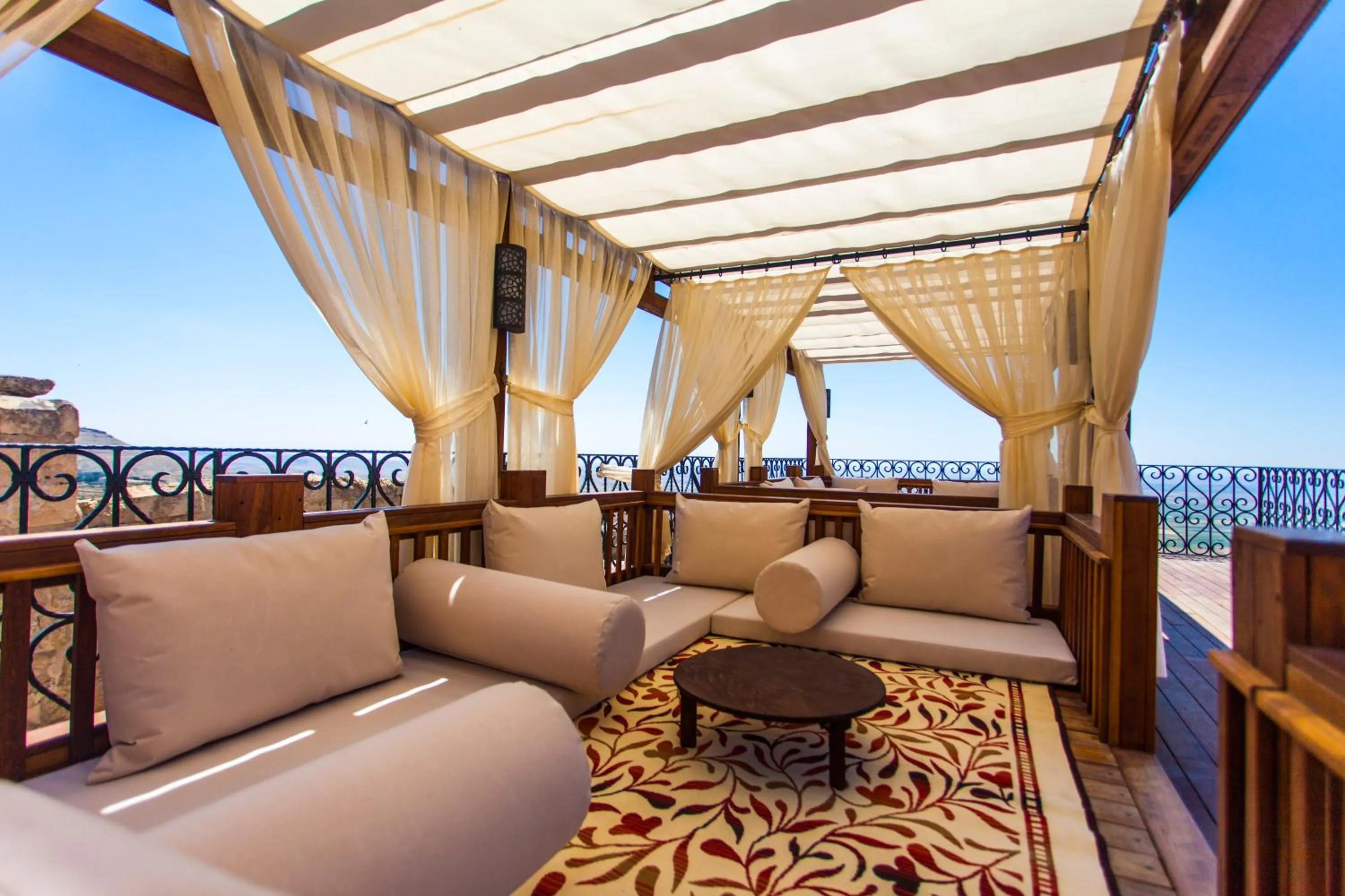 Balcony/Terrace in Mardius Tarihi Konak