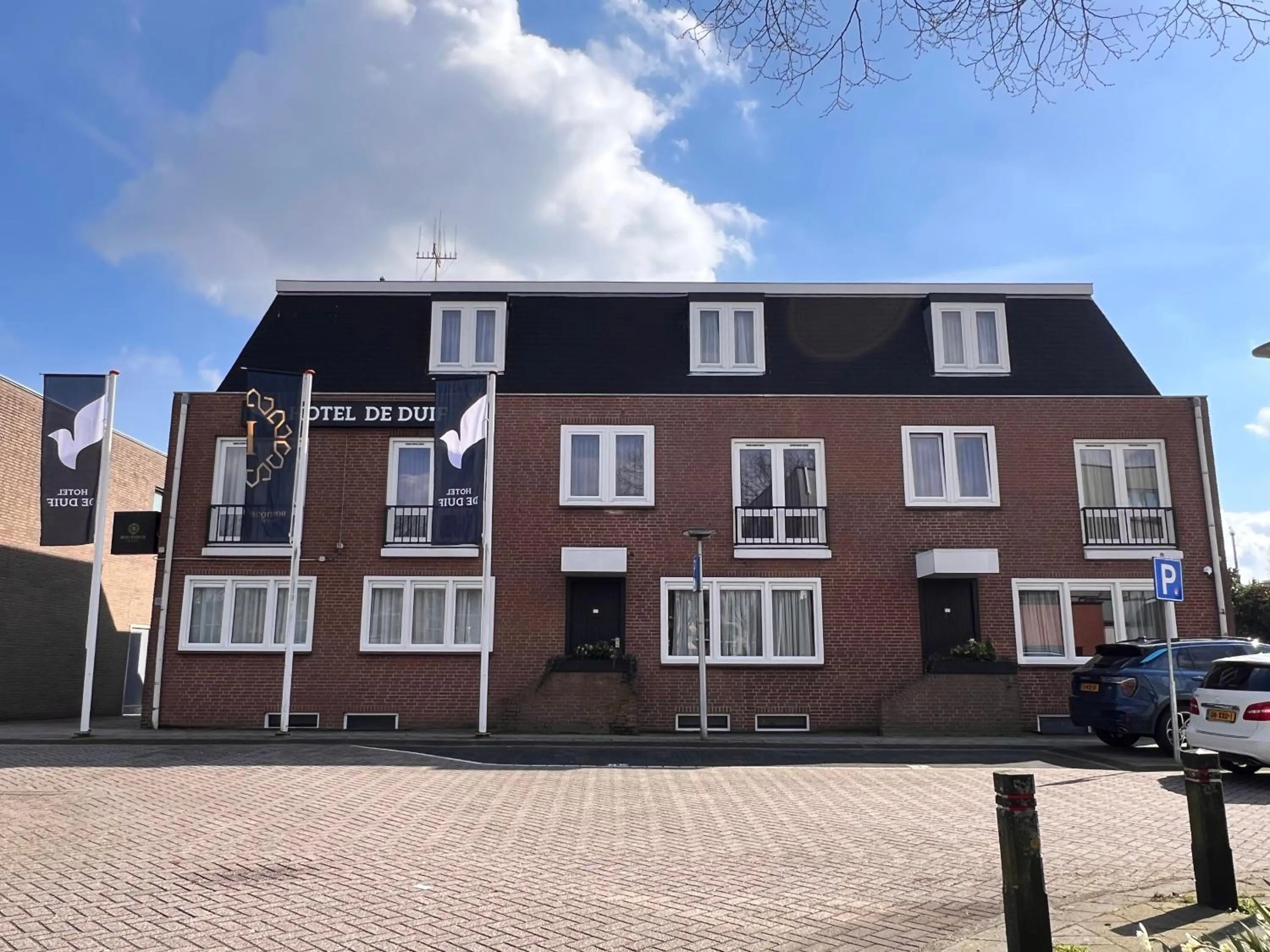 Property building in Hotel de Duif Lisse - Keukenhof