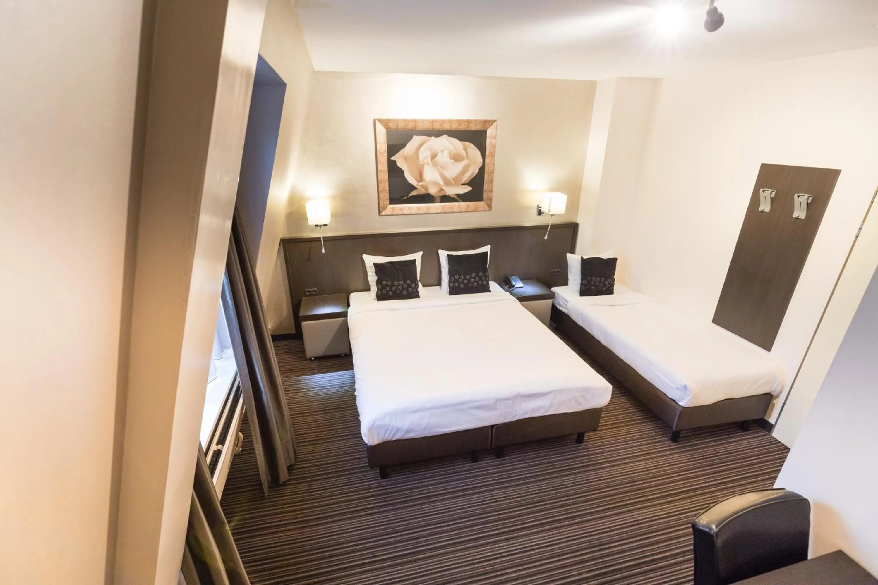 Bed in Hotel de Duif Lisse - Keukenhof