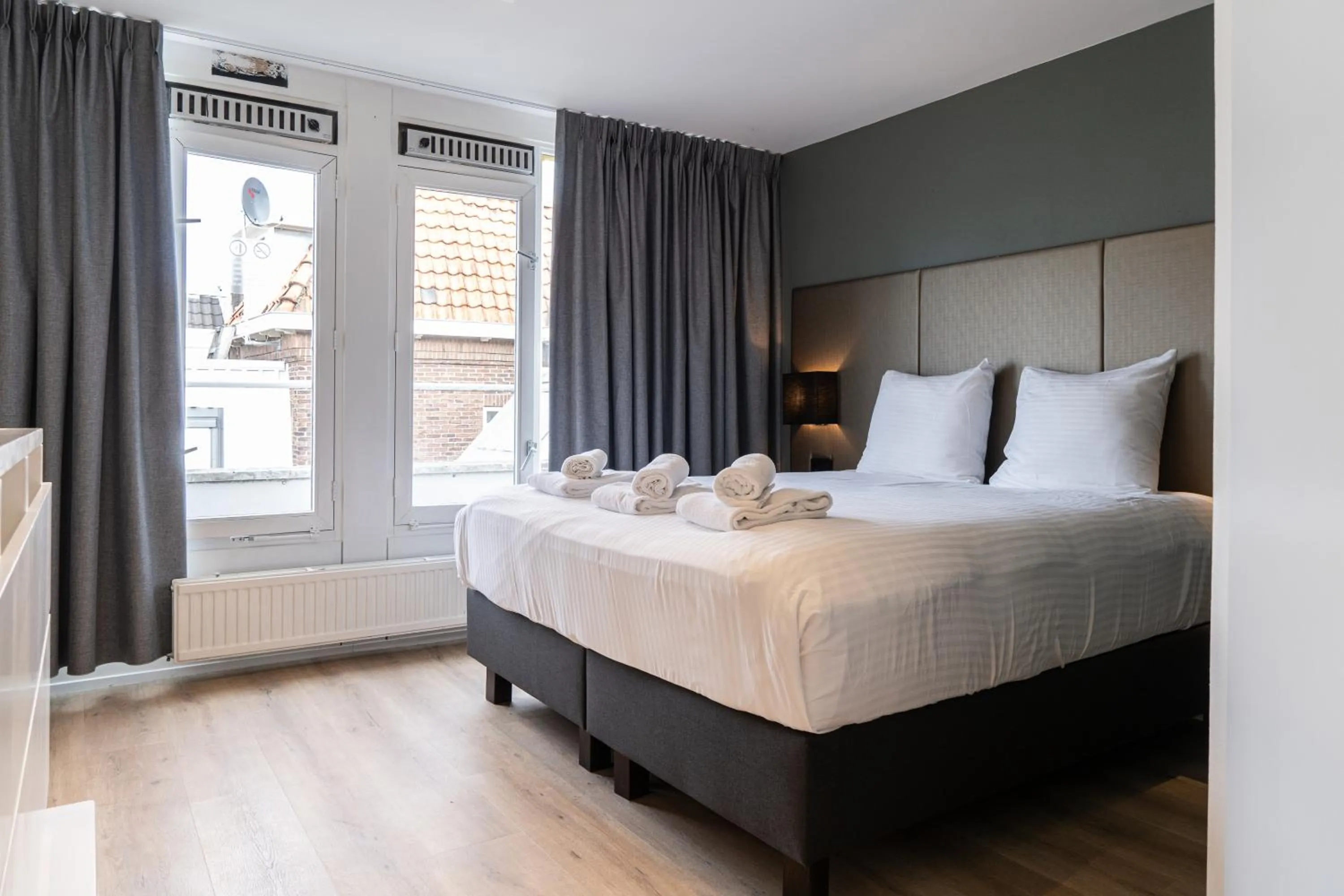 Bed in Hotel de Duif Lisse - Keukenhof