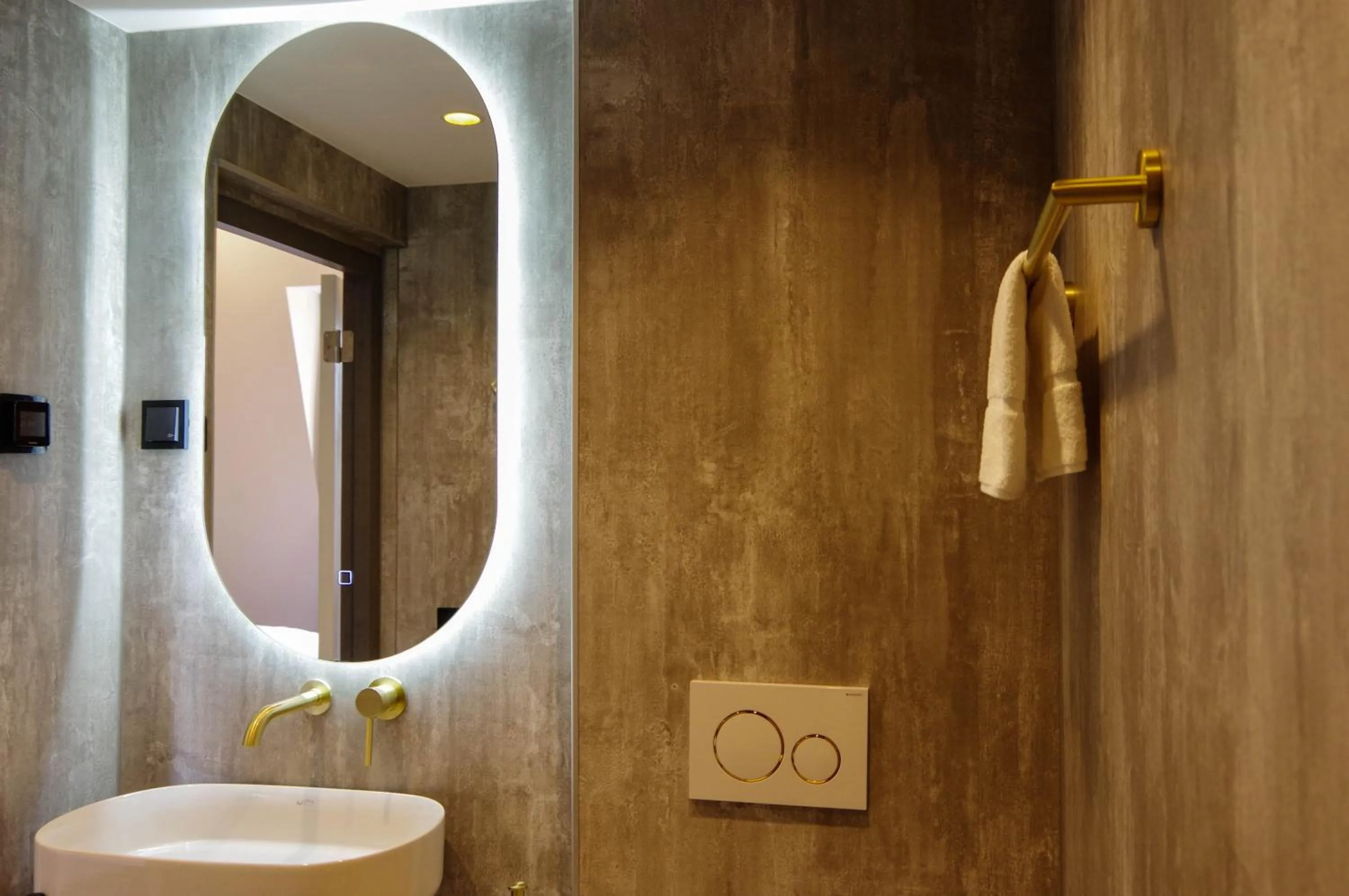 Shower in Hotel de Duif Lisse - Keukenhof