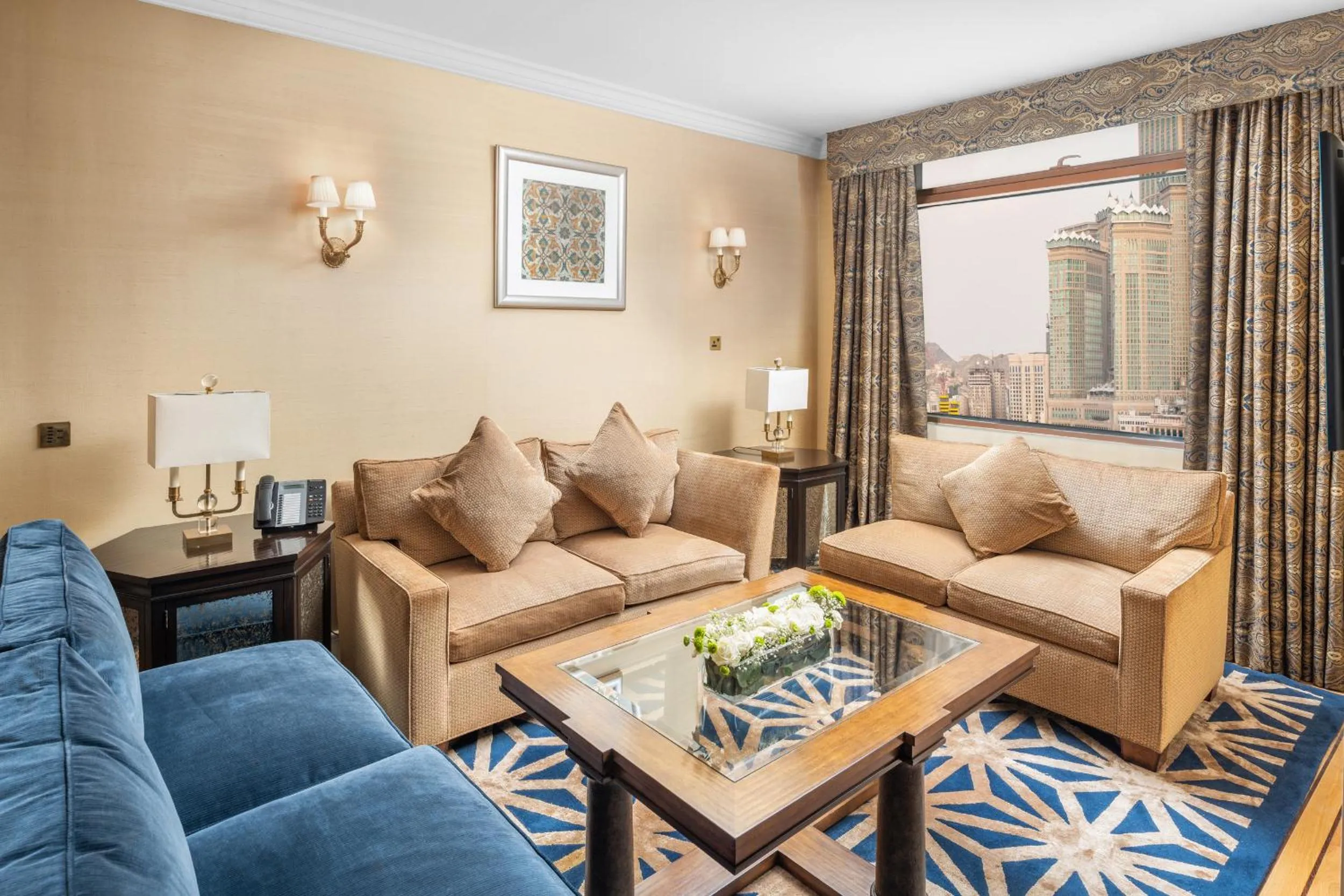 Living room in Anjum Makkah Hotel