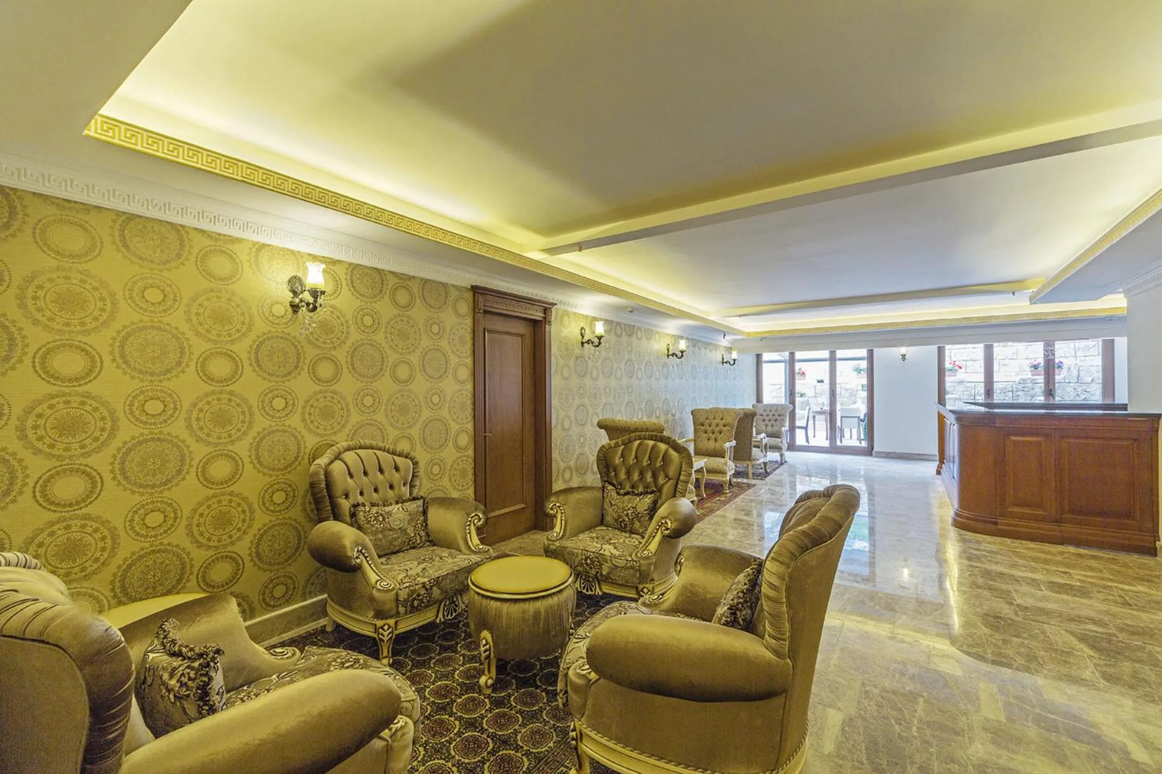 Lobby or reception in Lausos Palace Hotel Şişli