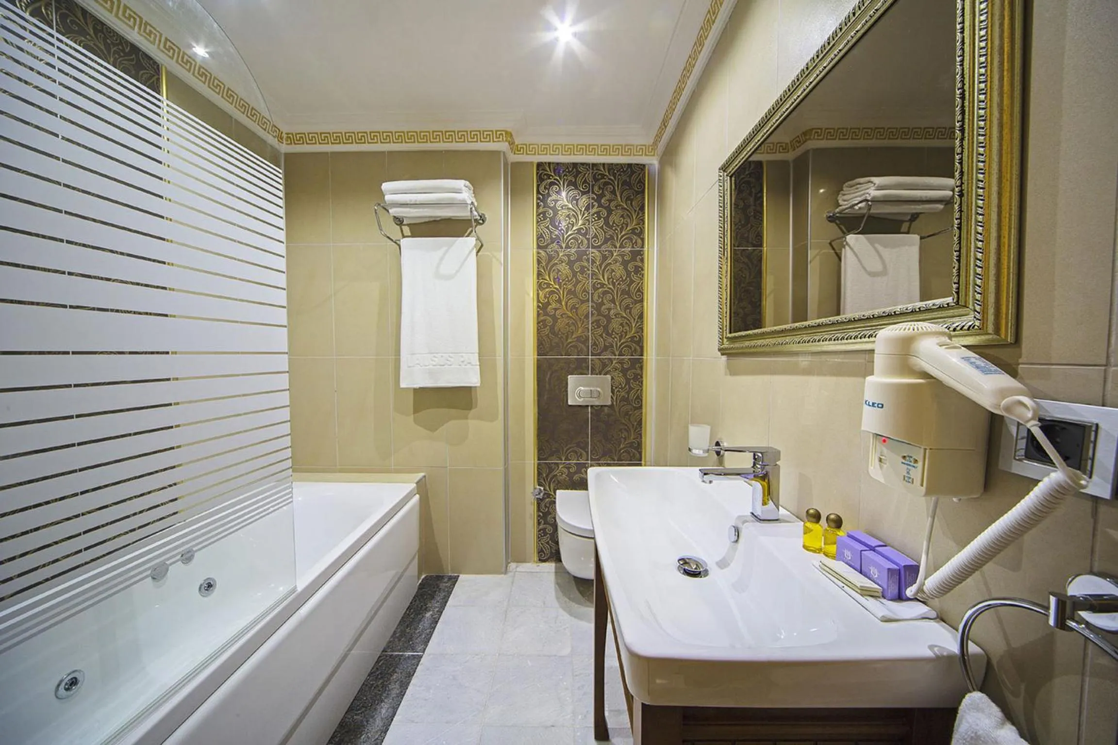 Bathroom in Lausos Palace Hotel Şişli