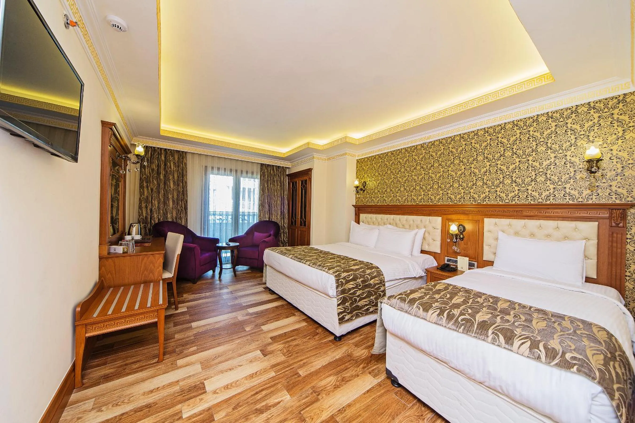 Photo of the whole room, Bed in Lausos Palace Hotel Şişli