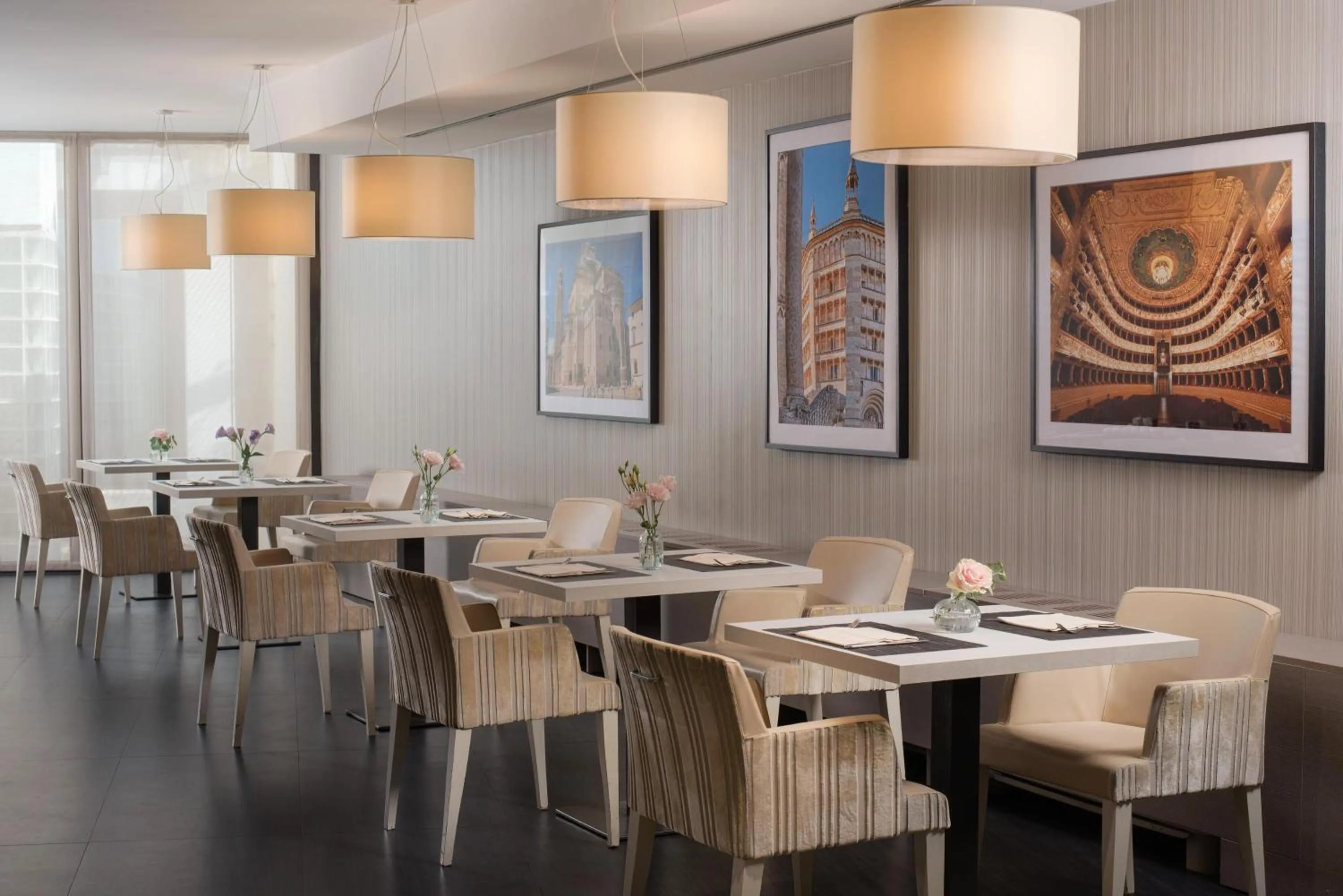 Restaurant/places to eat in NH Parma