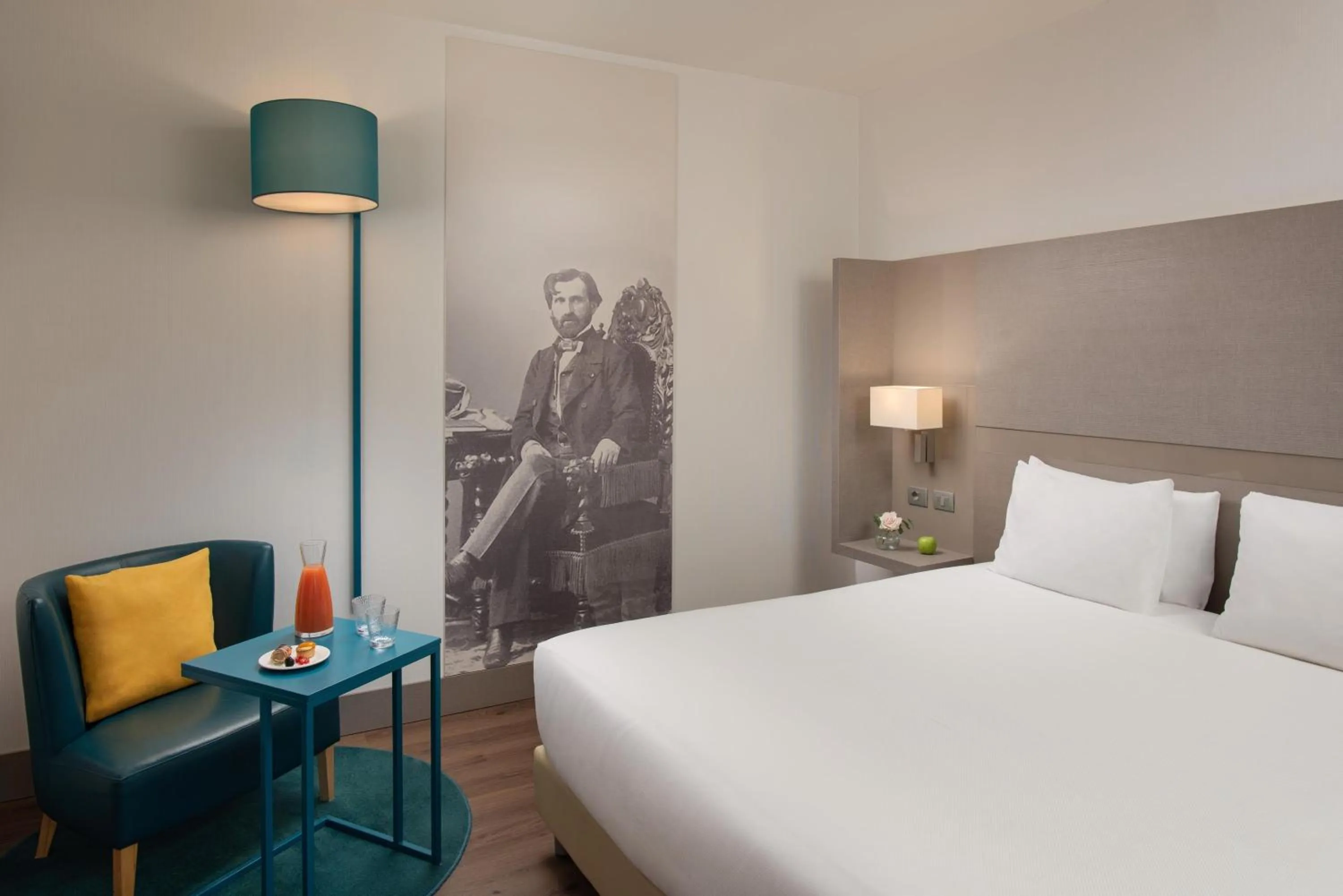 Bedroom, Bed in NH Parma