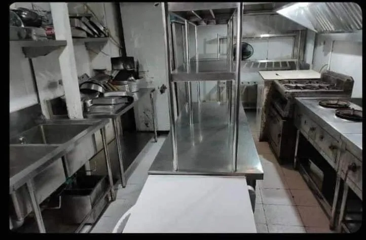 Restaurant/places to eat in Varindavan Park Serviced Residence