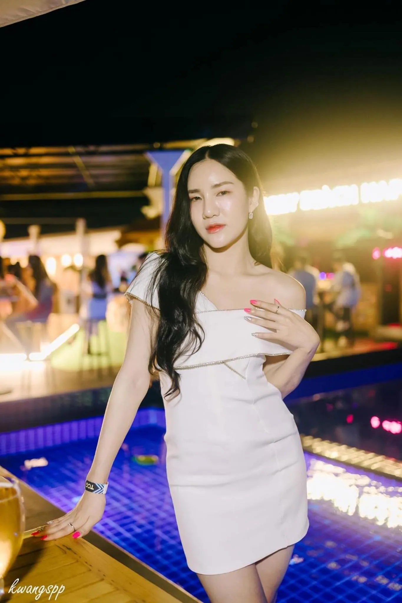 Restaurant/places to eat in Varindavan Park Serviced Residence