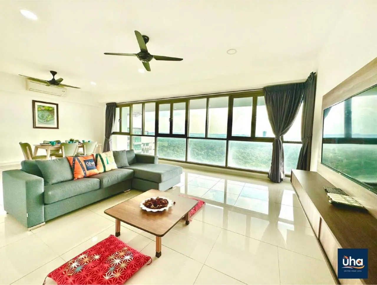 Communal lounge/ TV room in Iskandar Residence @ UHA