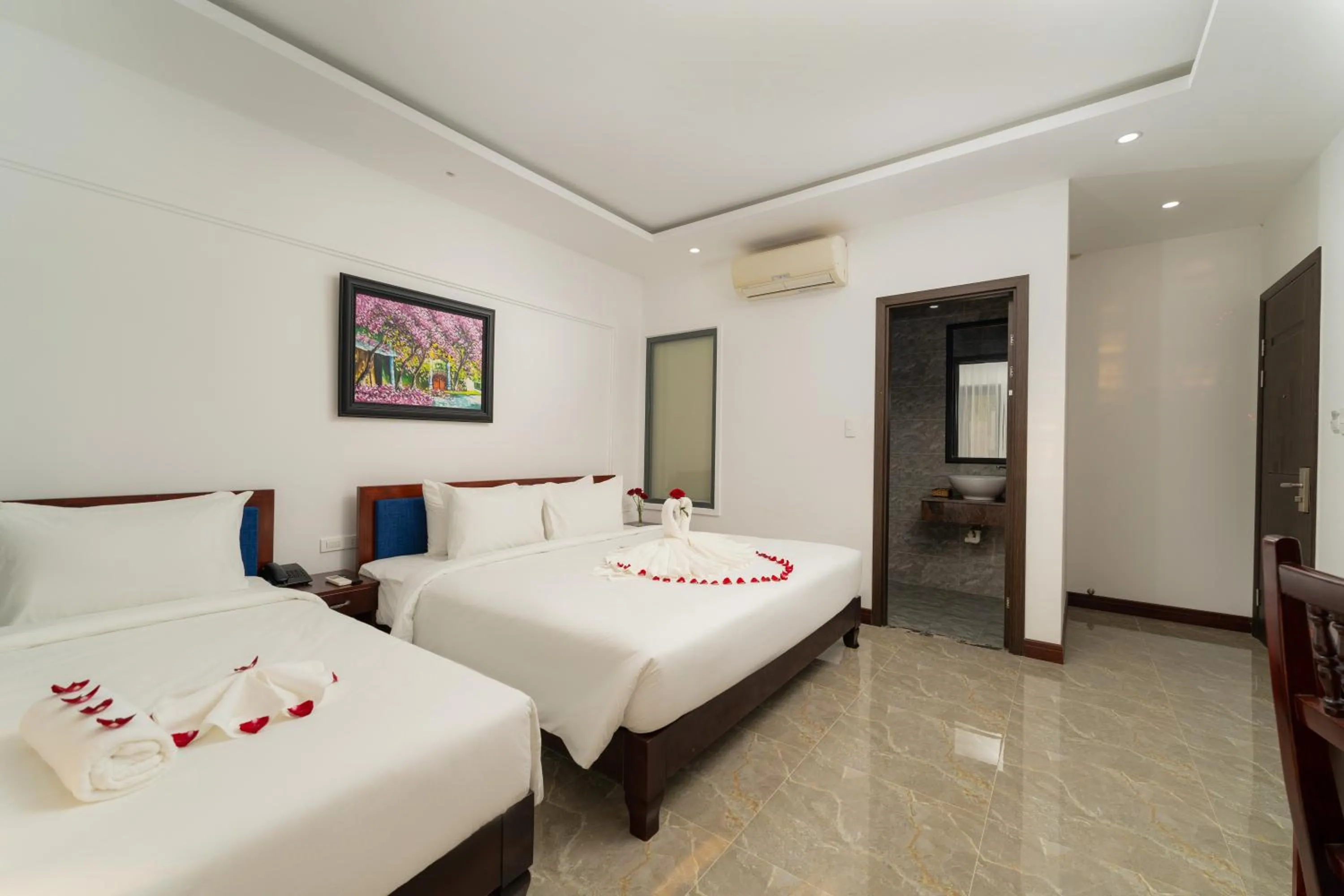 Bedroom, Bed in Southern River Hotel