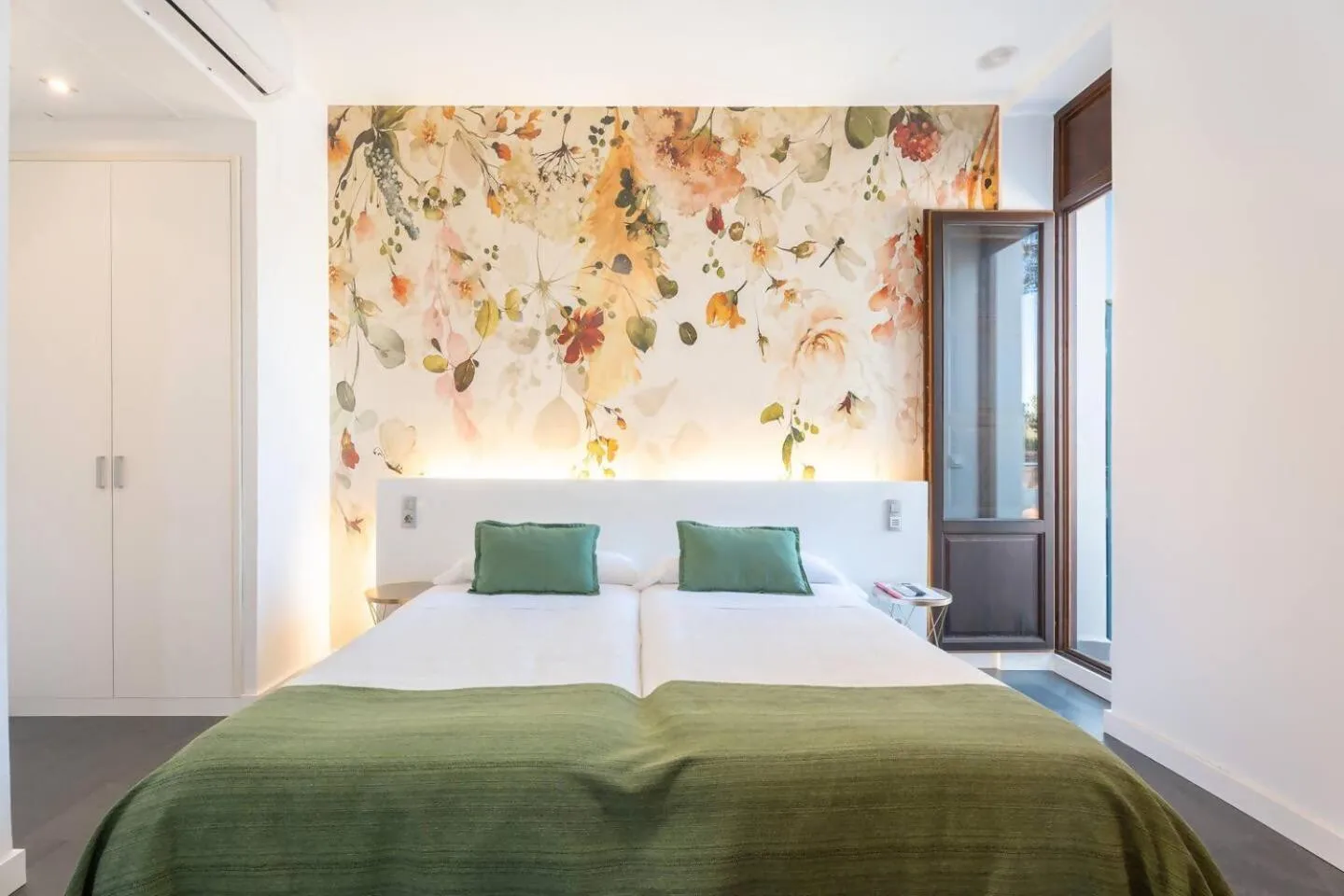 Bed in 1893 Hotel Boutique