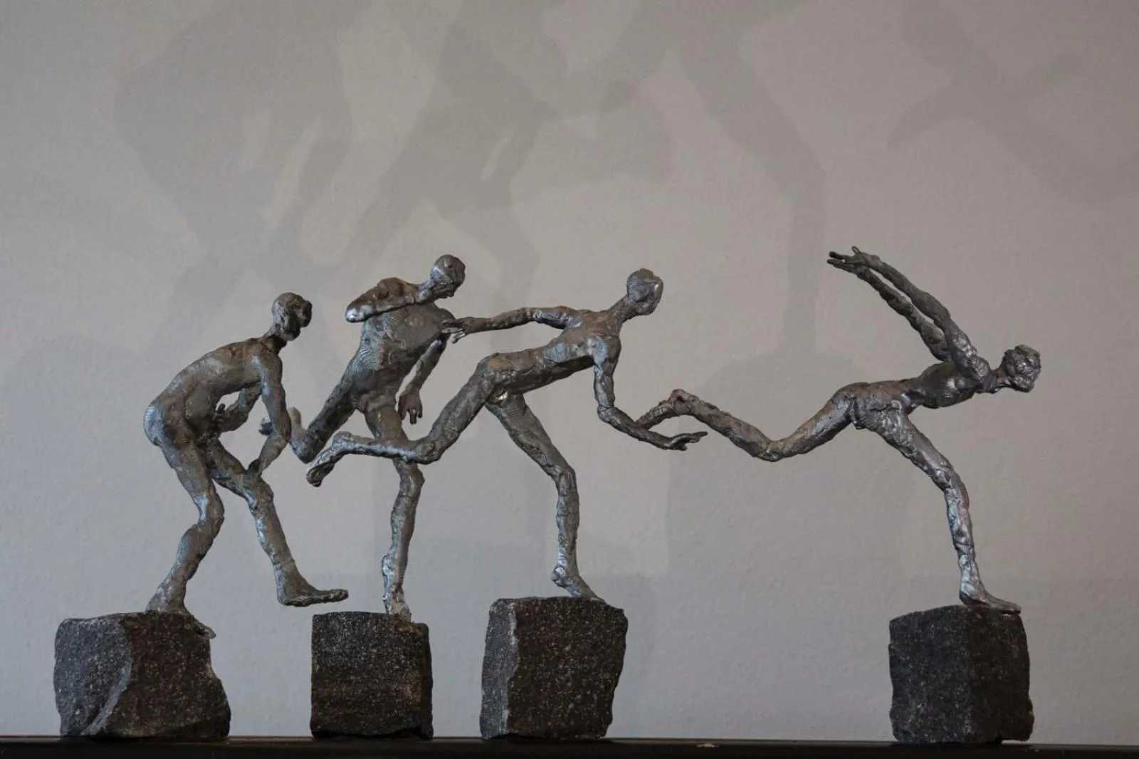 Restaurant/places to eat in Hotel Marathon