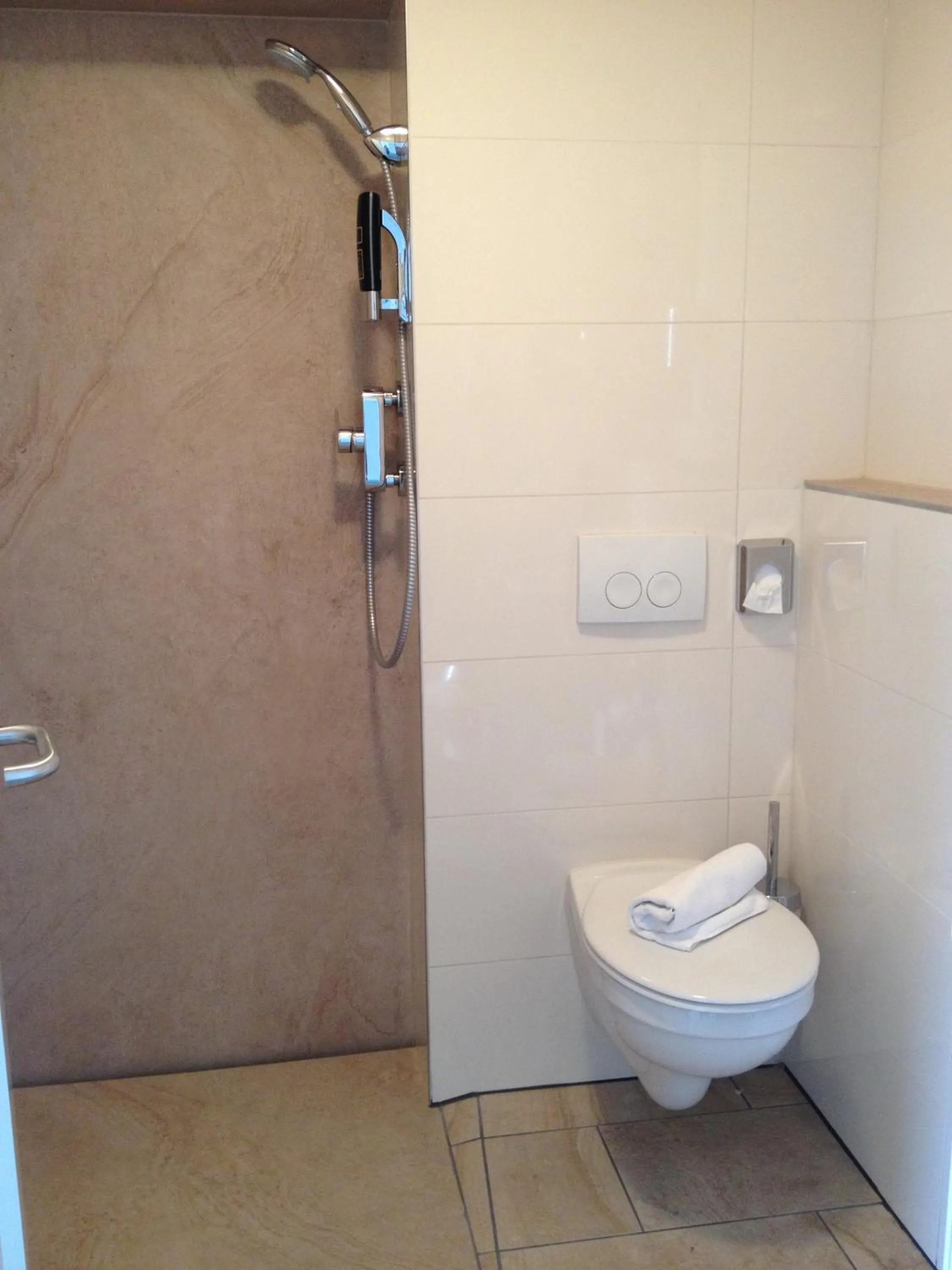 Toilet in CREO Munich City