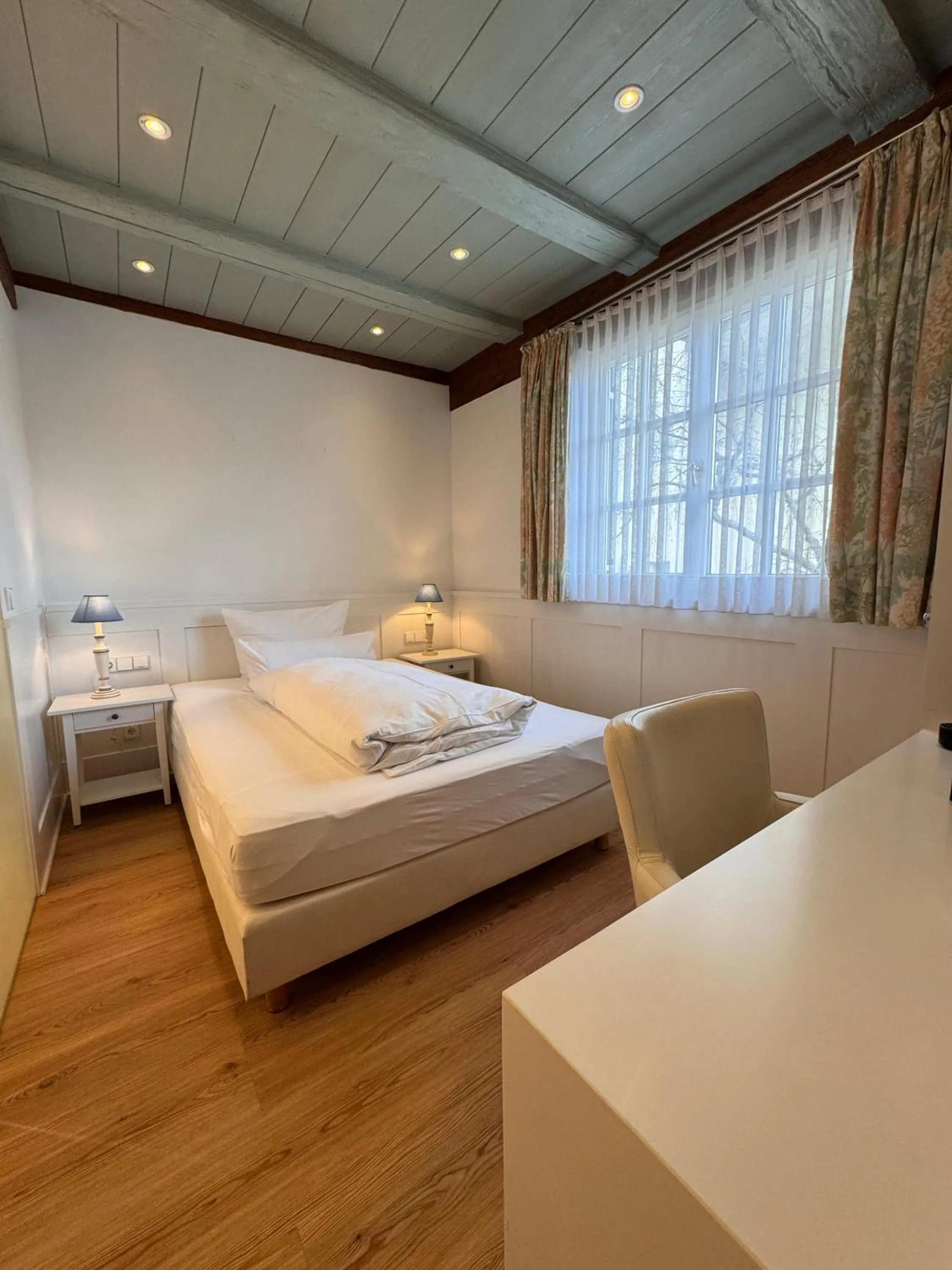 Bed in Boutique Hotel am Rathaus - Reblaus