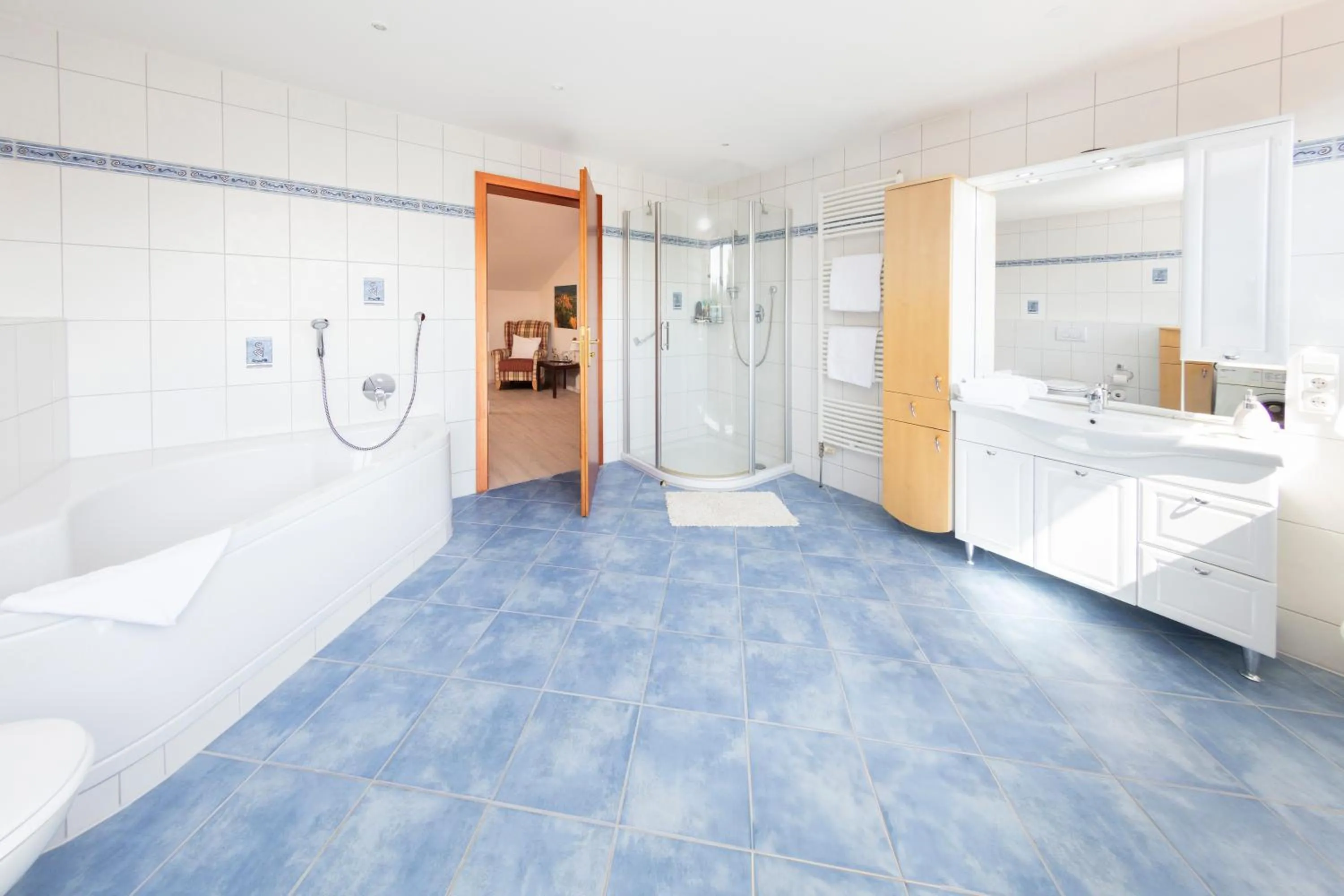 Bathroom in Parkhotel an der Therme