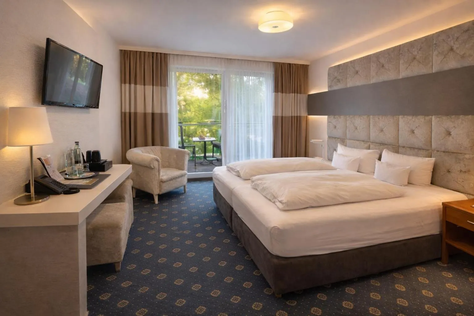 Photo of the whole room, Bed in Parkhotel an der Therme